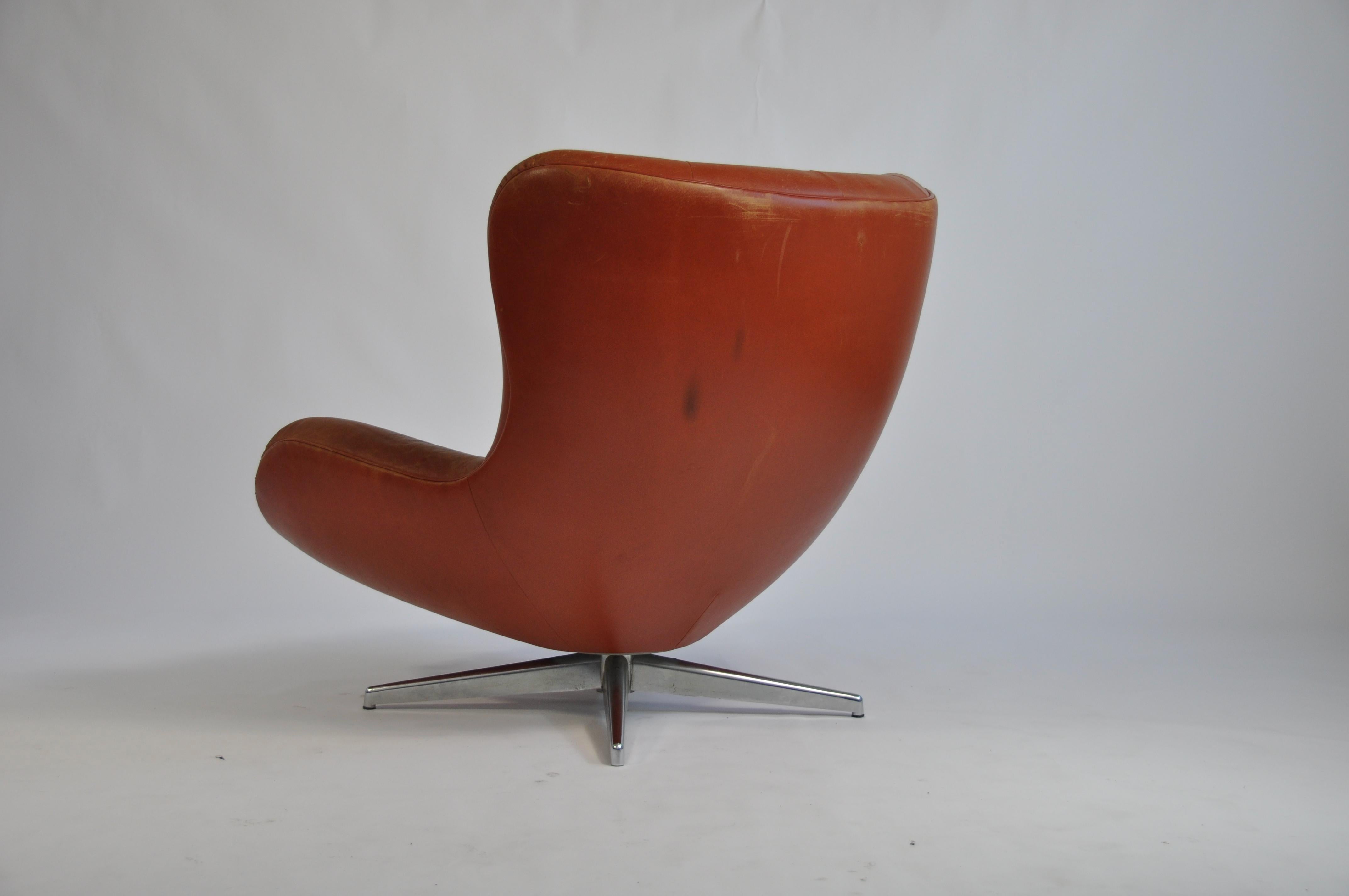 20th Century Swivel Lounge Chair by Illum Wikkelsø For Sale