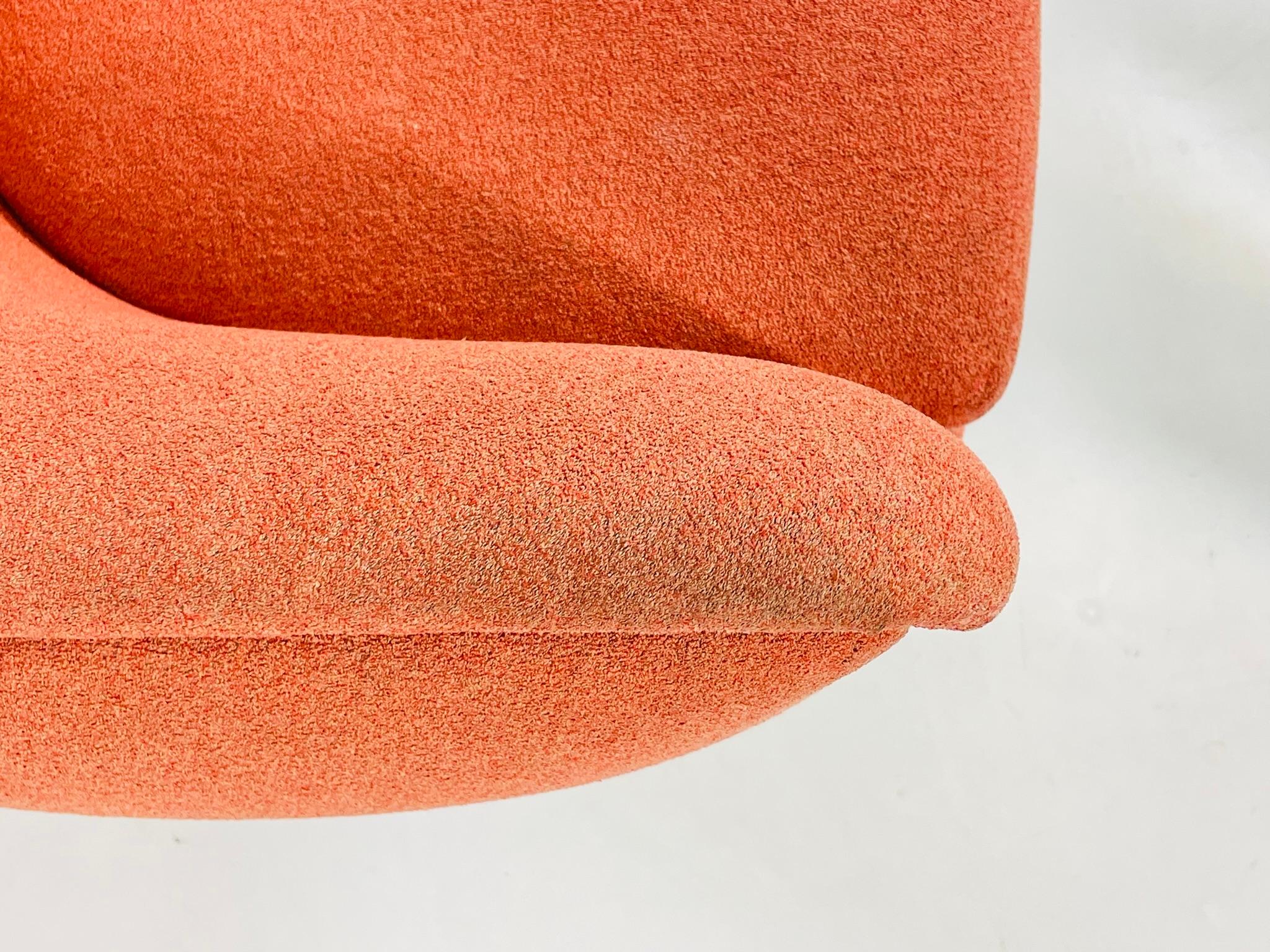 Sillón giratorio de Joseph D'Urso para Knoll, Firmado, EE.UU. 2009 en venta 3