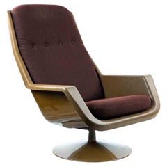 Swivel Lounge Chair by Robin Day, 1970s