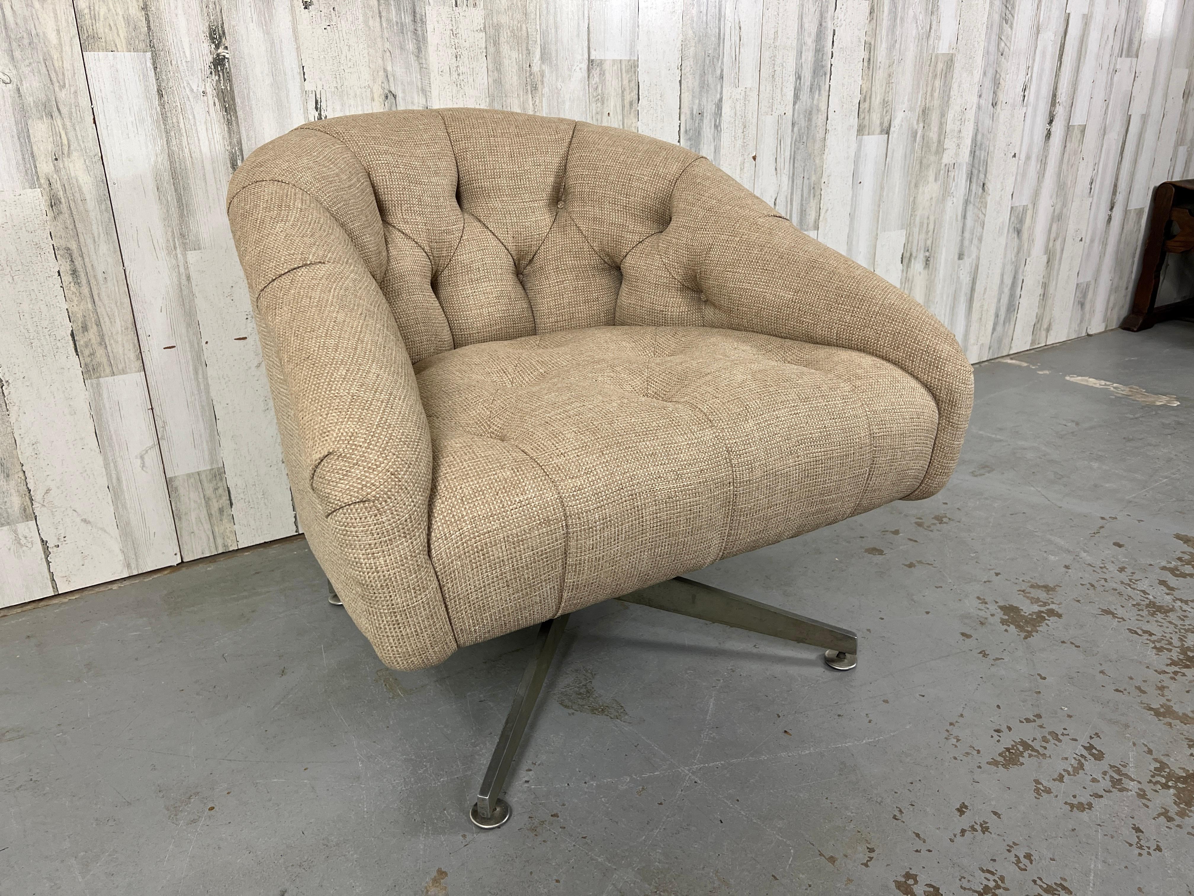 Mid-Century Modern Swivel Lounge Chair by Ward Bennett For Sale