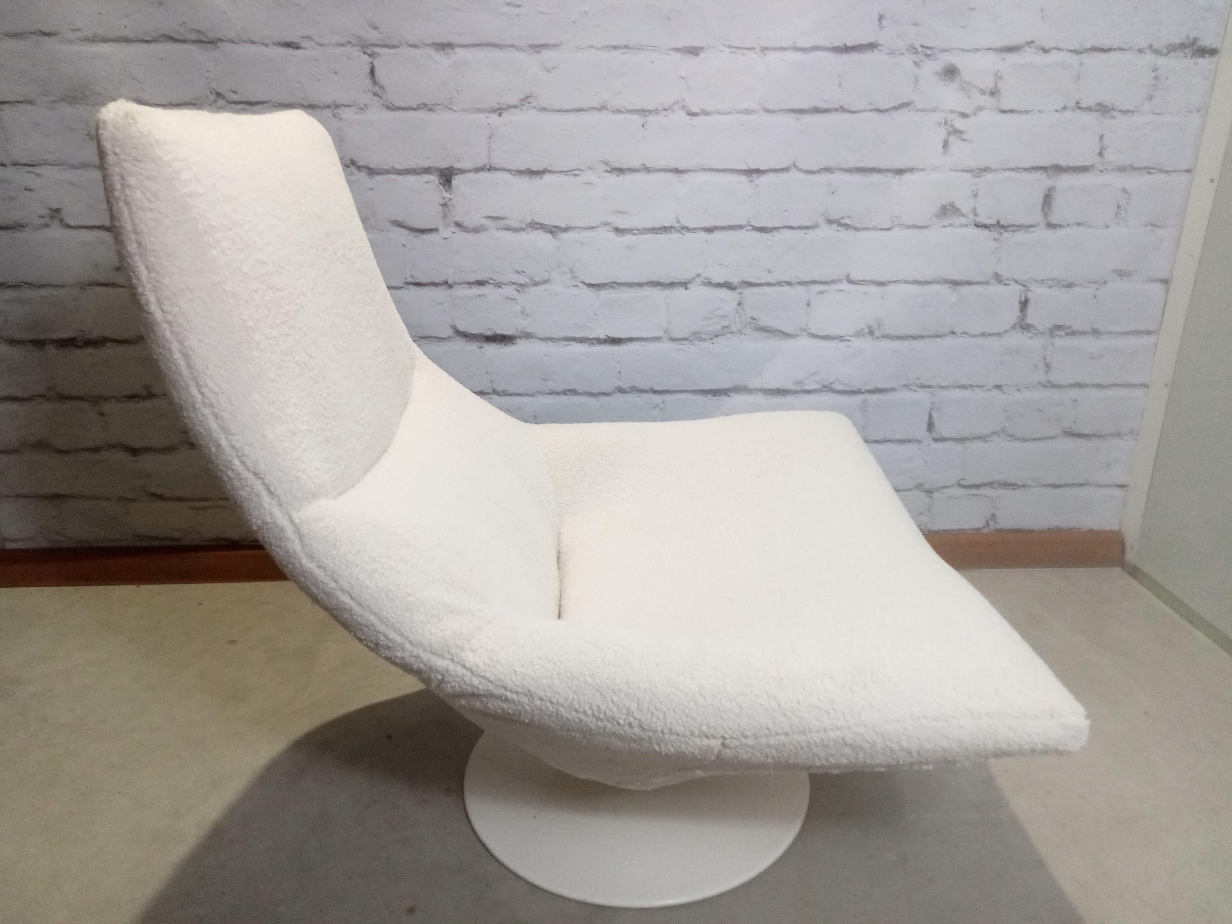 Fabric Swivel Lounge Chair Reupholstered, 1960's