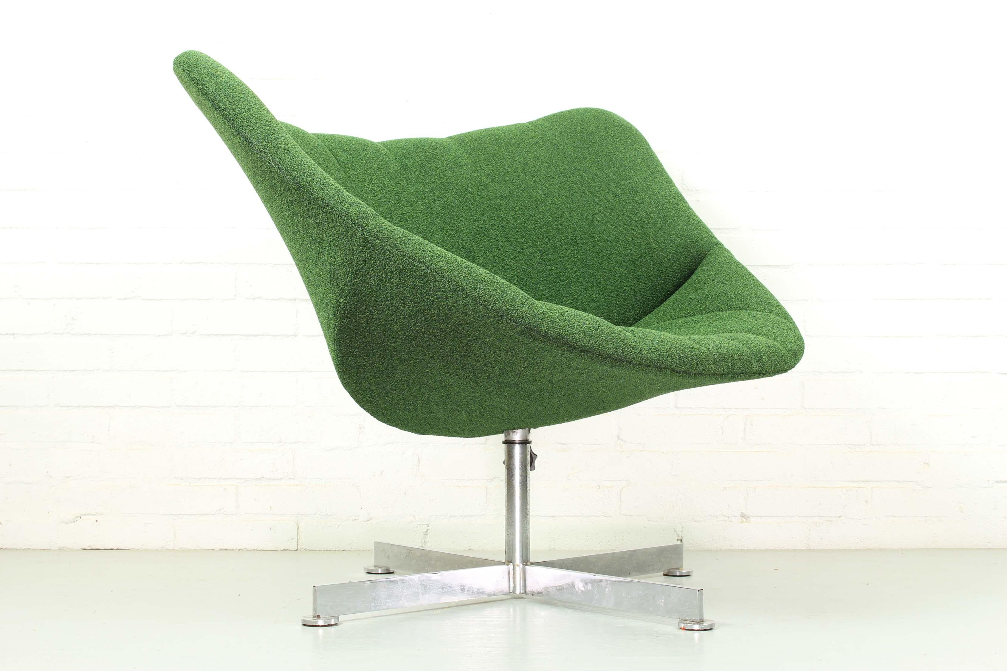 Mid-Century Modern Swivel Lounge Chair with Bamboo Frame by Rudolf Wolf for Rohé Noordwolde