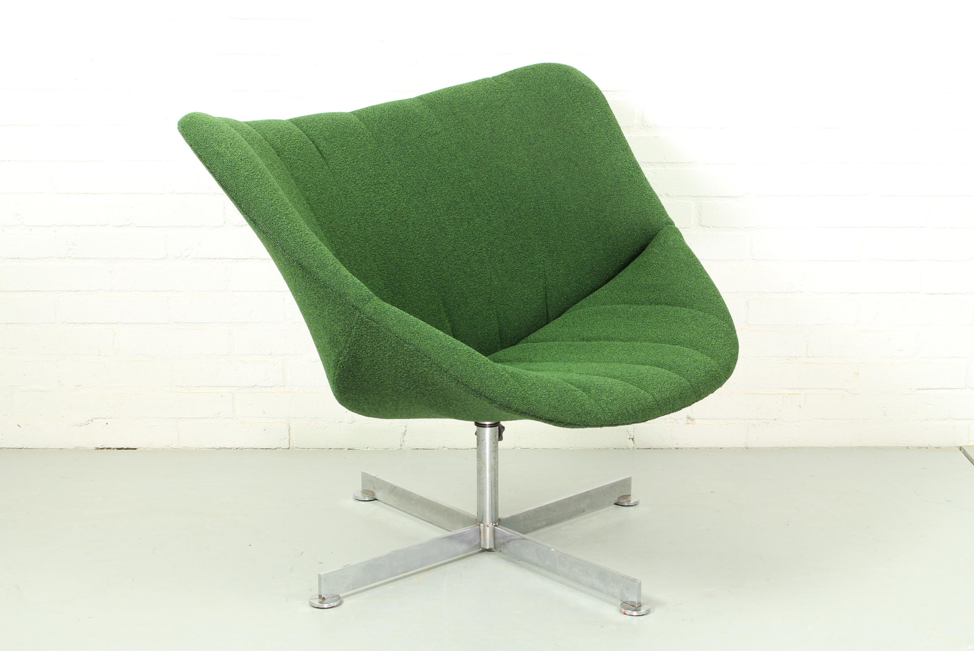 Bouclé Swivel Lounge Chair with Bamboo Frame by Rudolf Wolf for Rohé Noordwolde