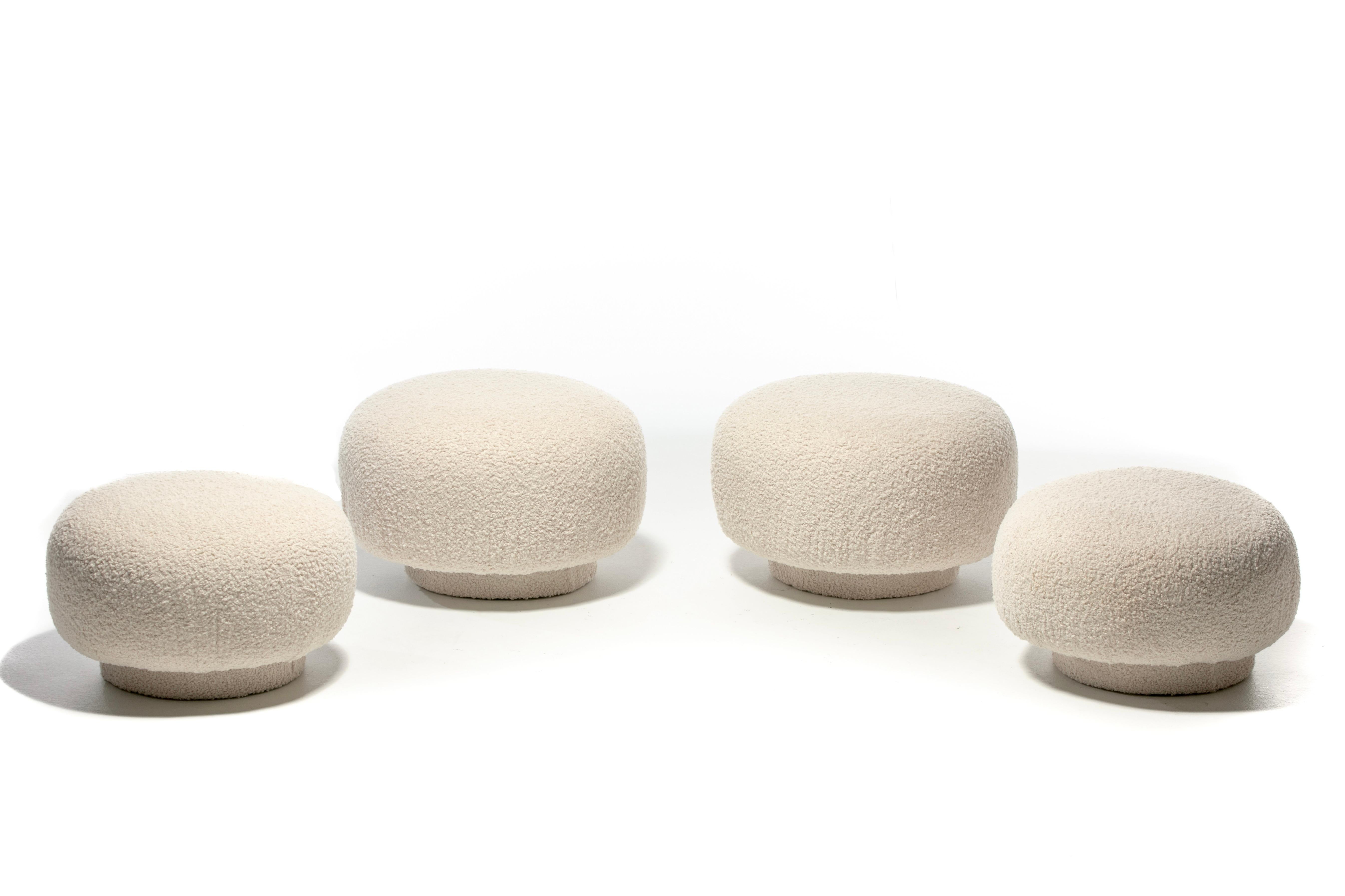 Swivel Mushroom Top Post Modern Style Ottoman Pouf in Ivory White Bouclé  In New Condition For Sale In Saint Louis, MO