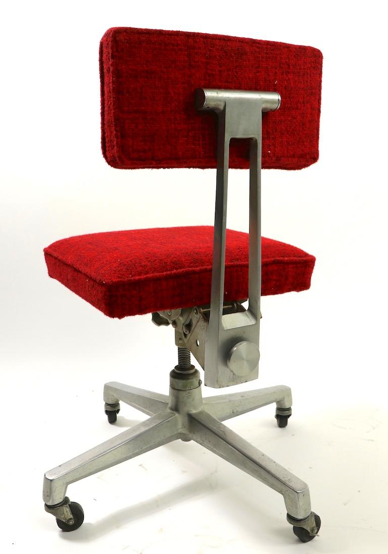 Aluminum Swivel Office Desk Chair by Shaw Walker