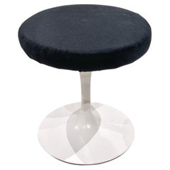 Swivel stool by Eero Saarinen for Knoll International