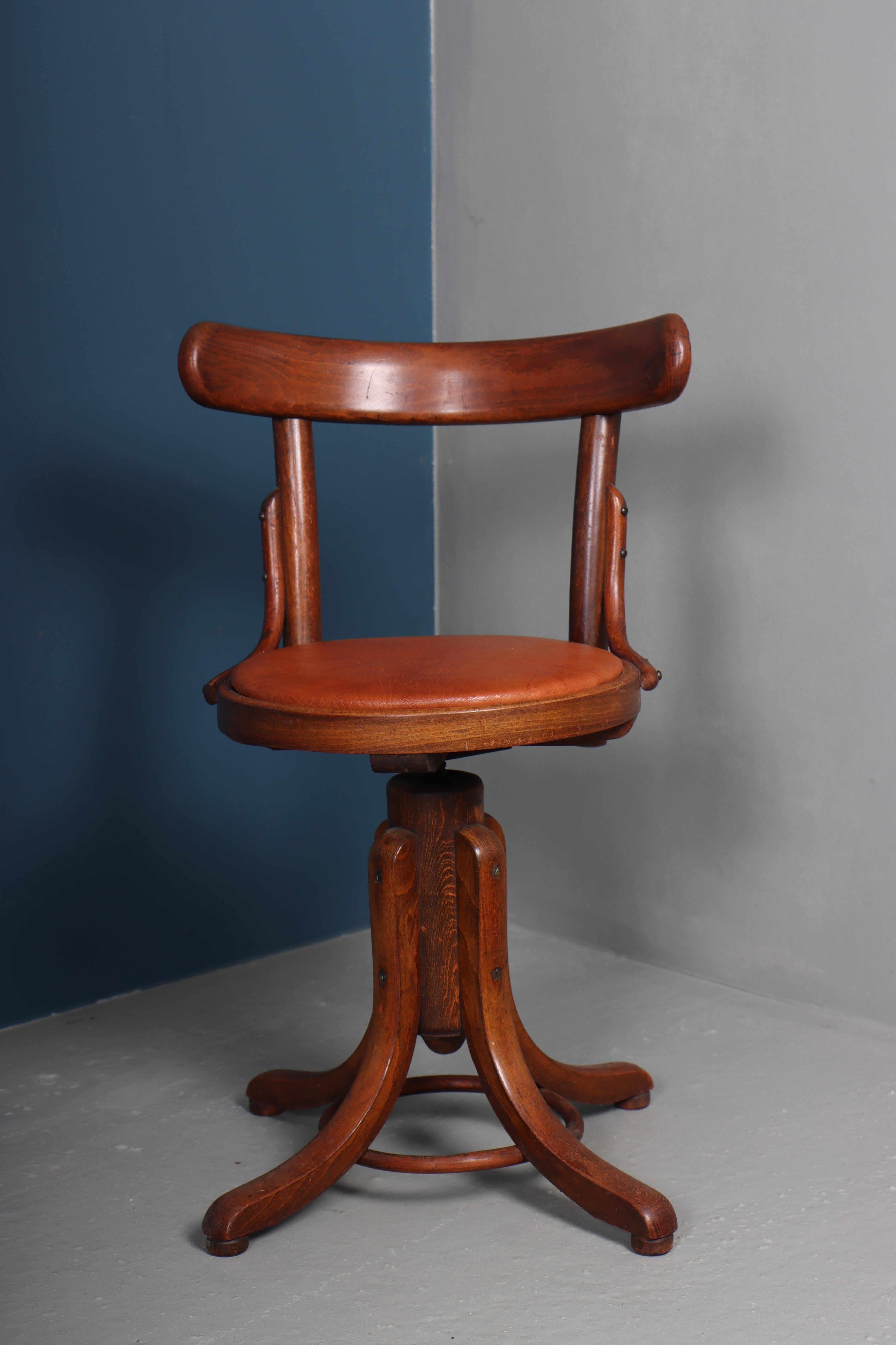 Swivel Stool with Patinated Leather, 1940s For Sale 3
