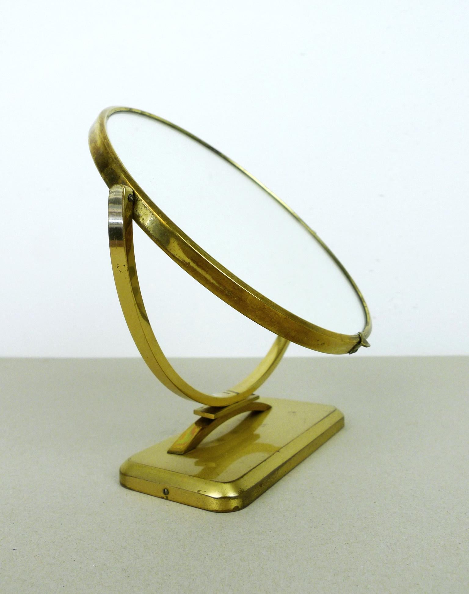 Swivel Table Mirror in Brass, Germany, 1950s In Good Condition For Sale In Berlin, DE