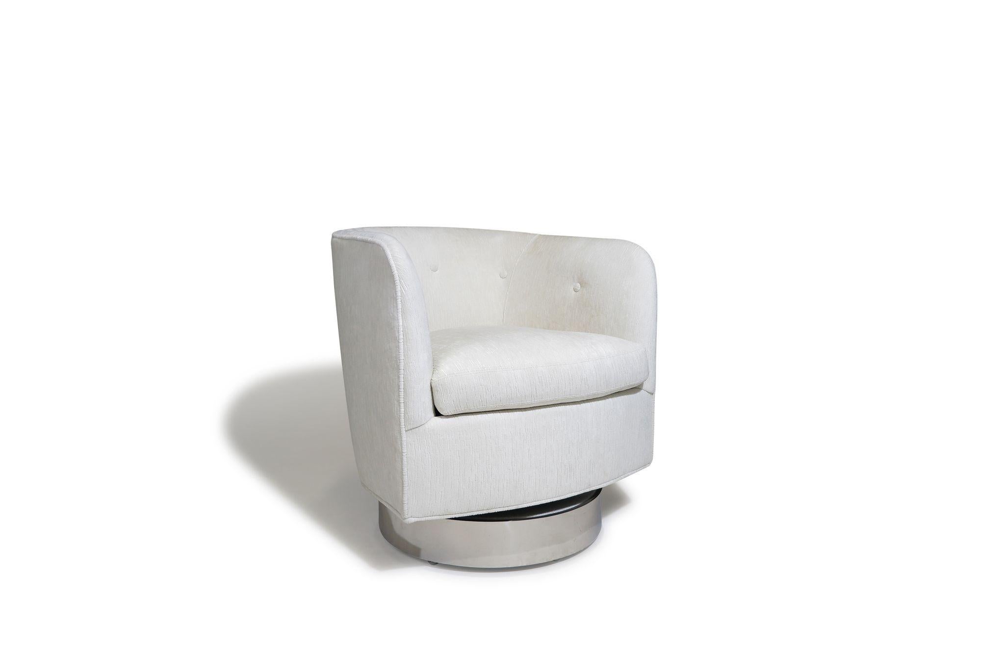 Américain Fauteuils de salon pivotants à base chromée de Milo Baughman pour Thayer Coggin en vente