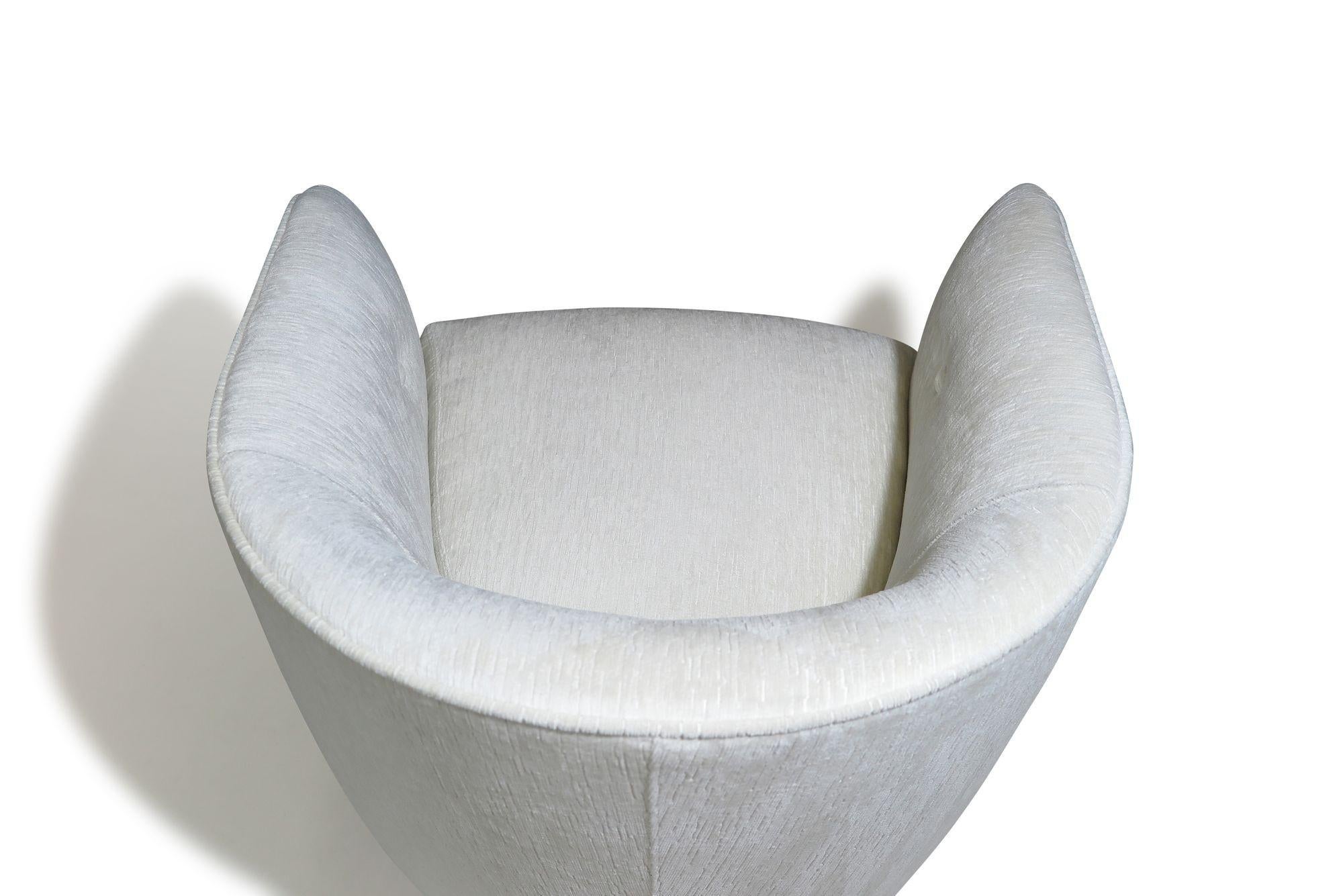 Fauteuils de salon pivotants à base chromée de Milo Baughman pour Thayer Coggin en vente 2