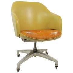 Retro Swivel Tilt Desk Chair by Steelcase