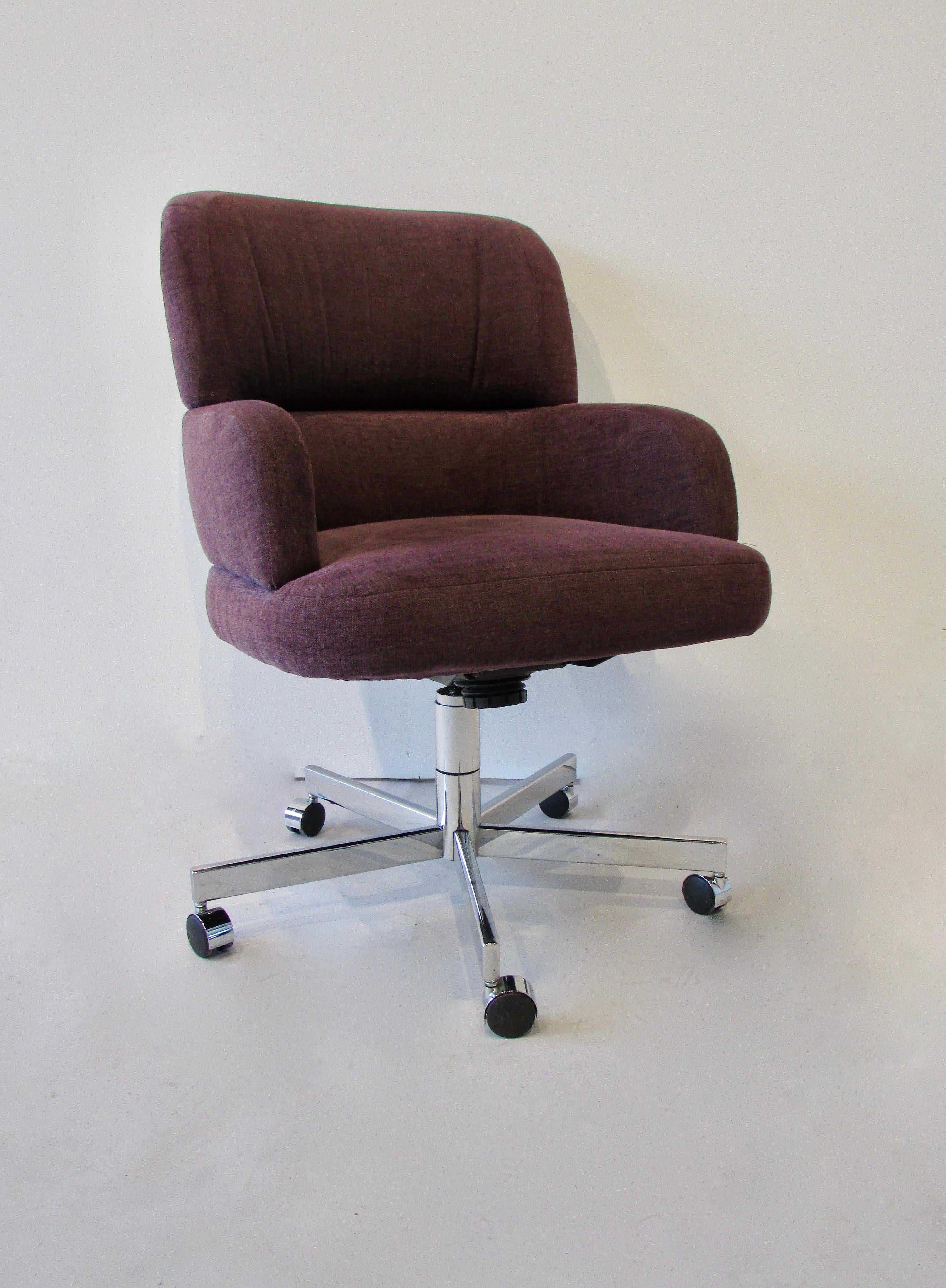 Mid-Century Modern Swivel Tilt Office Chair in Purple Fabric by Fortress Co California