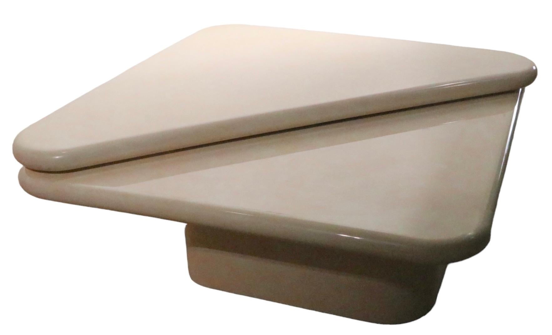 Post-Modern Swivel Top Adjustable Lacquer Coffee Table circa 1970/80s After Springer