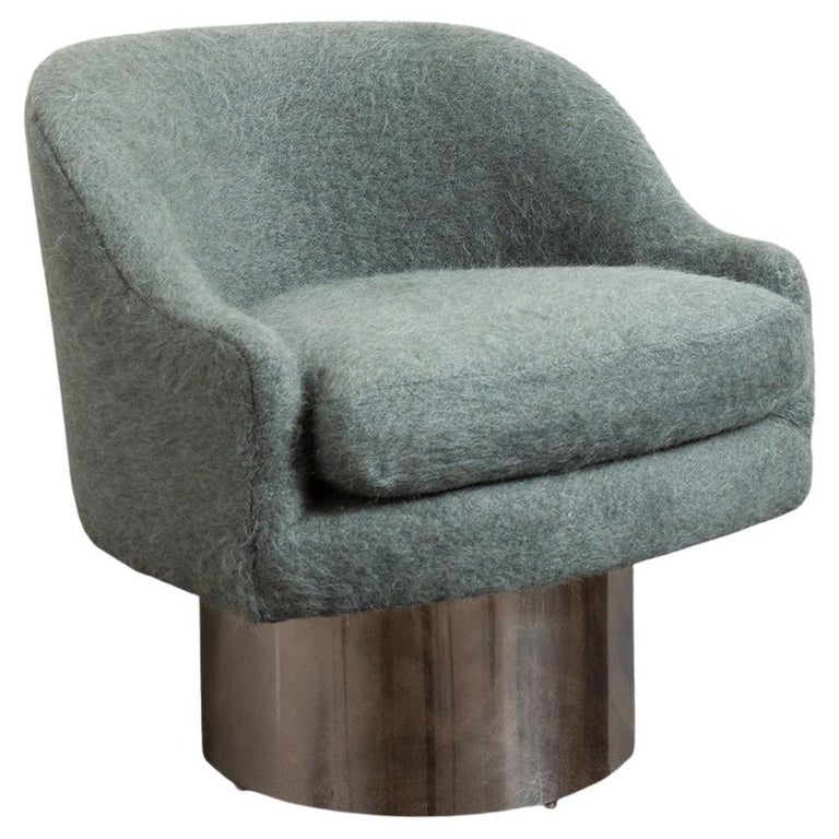 Swivel Tub Lounge Chair With Chrome Barrel Base Description For Sale at