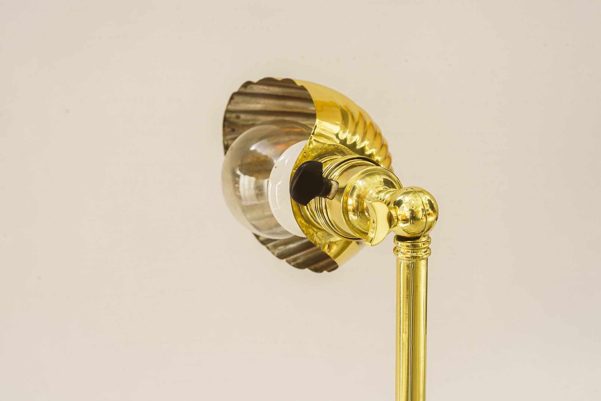 Austrian Swiveling Art Deco Clamp Table Lamp, circa around 1920s
