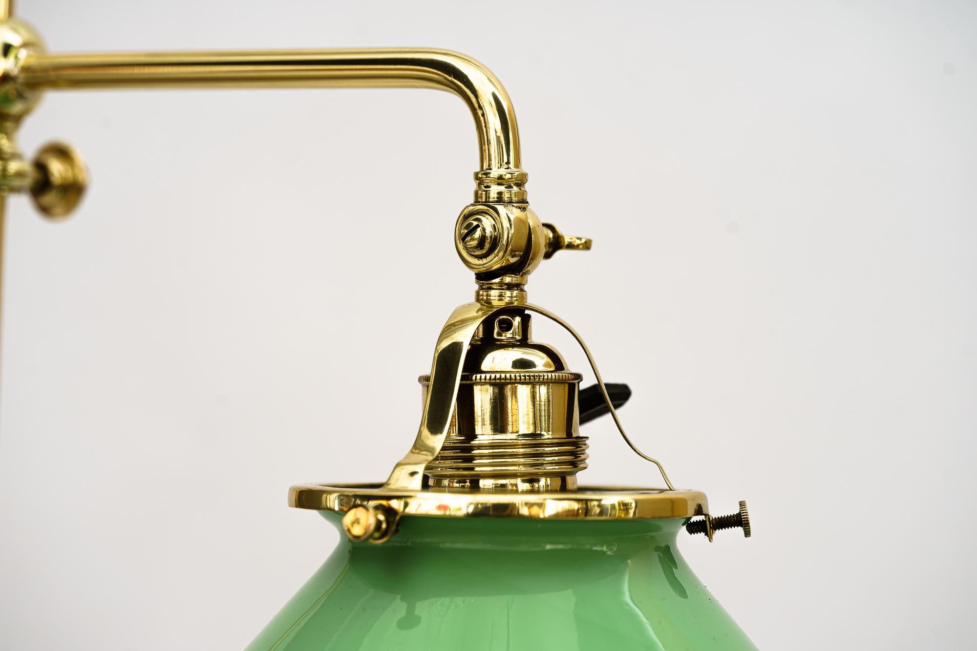 Schwenkbare Art-Déco-Tischlampe Vienna aus den 1920er Jahren im Angebot 3