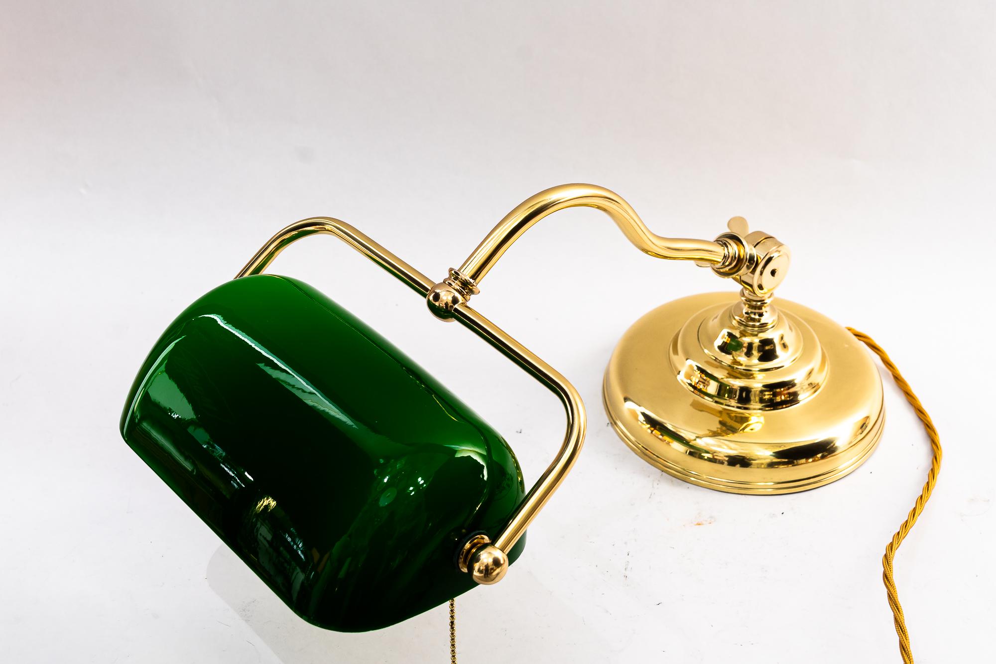Early 20th Century Swiveling banker table lamp vienna around 1920s