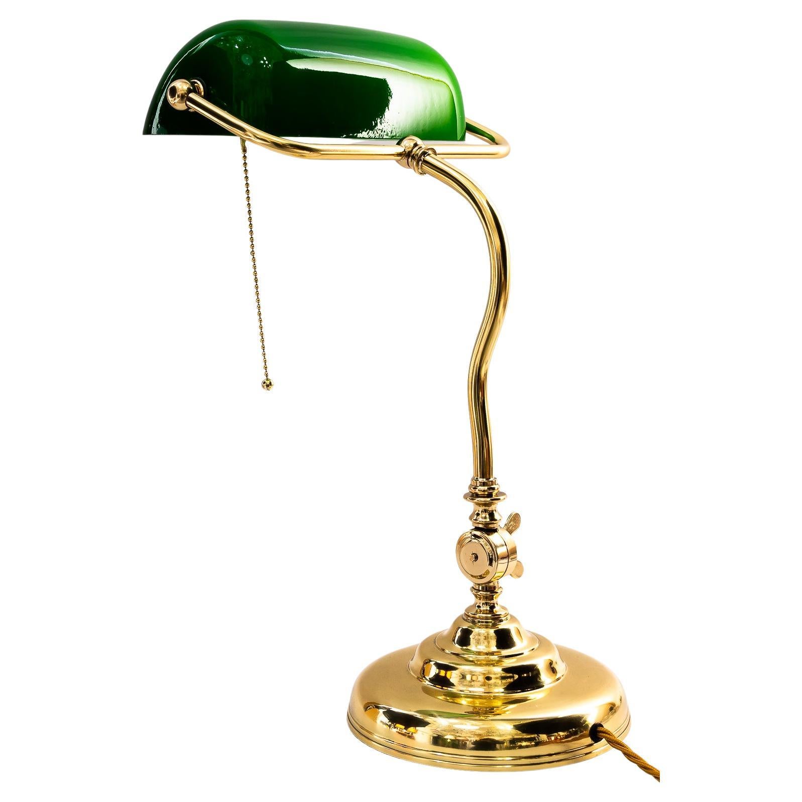 Swiveling banker table lamp vienna around 1920s