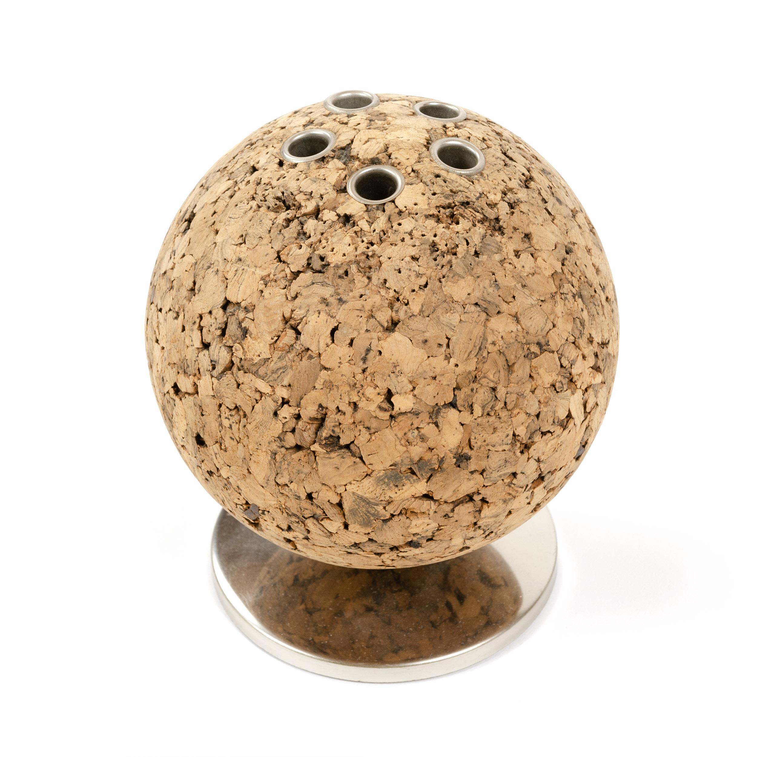 A swiveling 'Bulletin Ball' cork desk organizer for pens and pencils. Designed and produced by Park Sherman in the USA, circa 1960s.