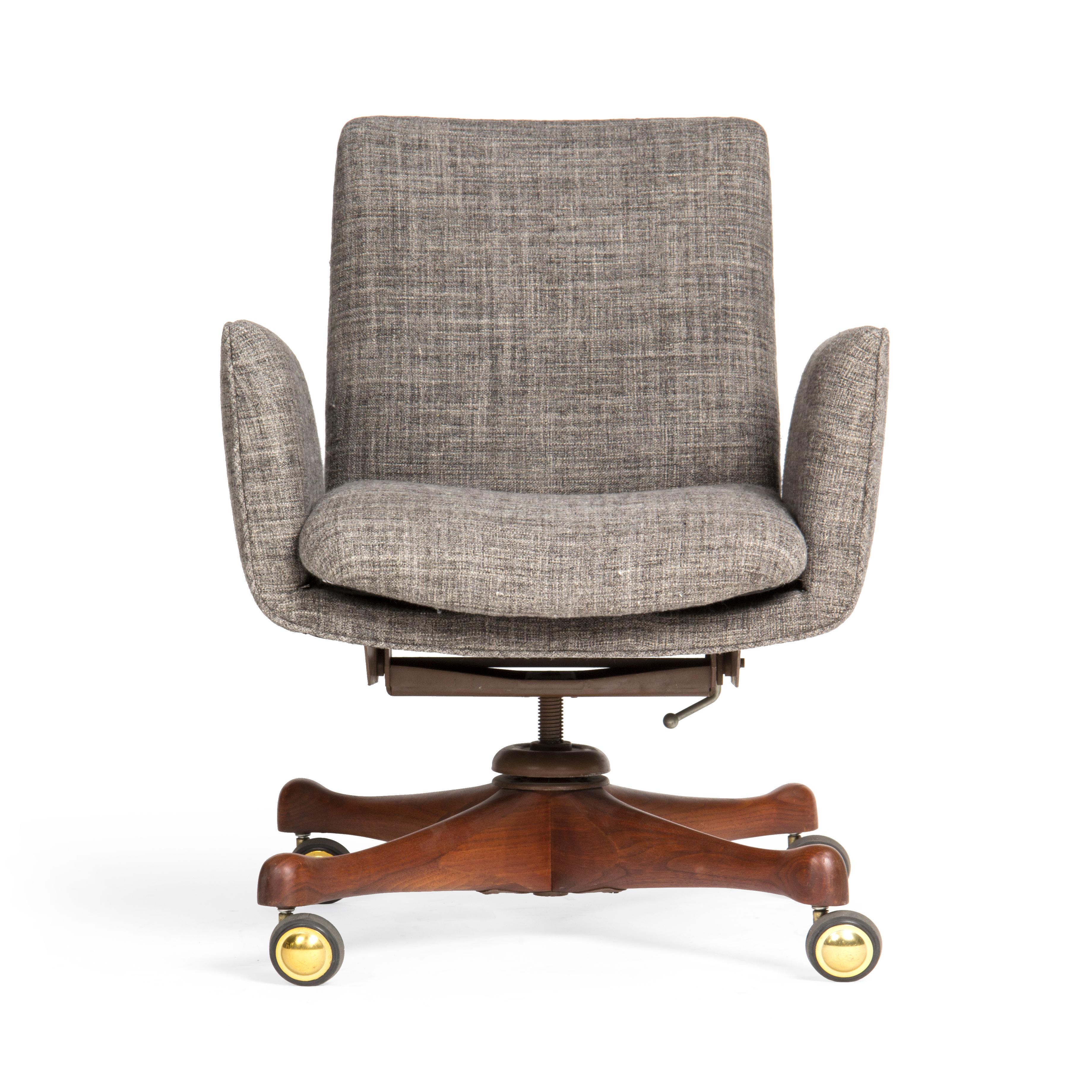 Mid-Century Modern 1960s Swiveling Desk Chair by Vladimir Kagan