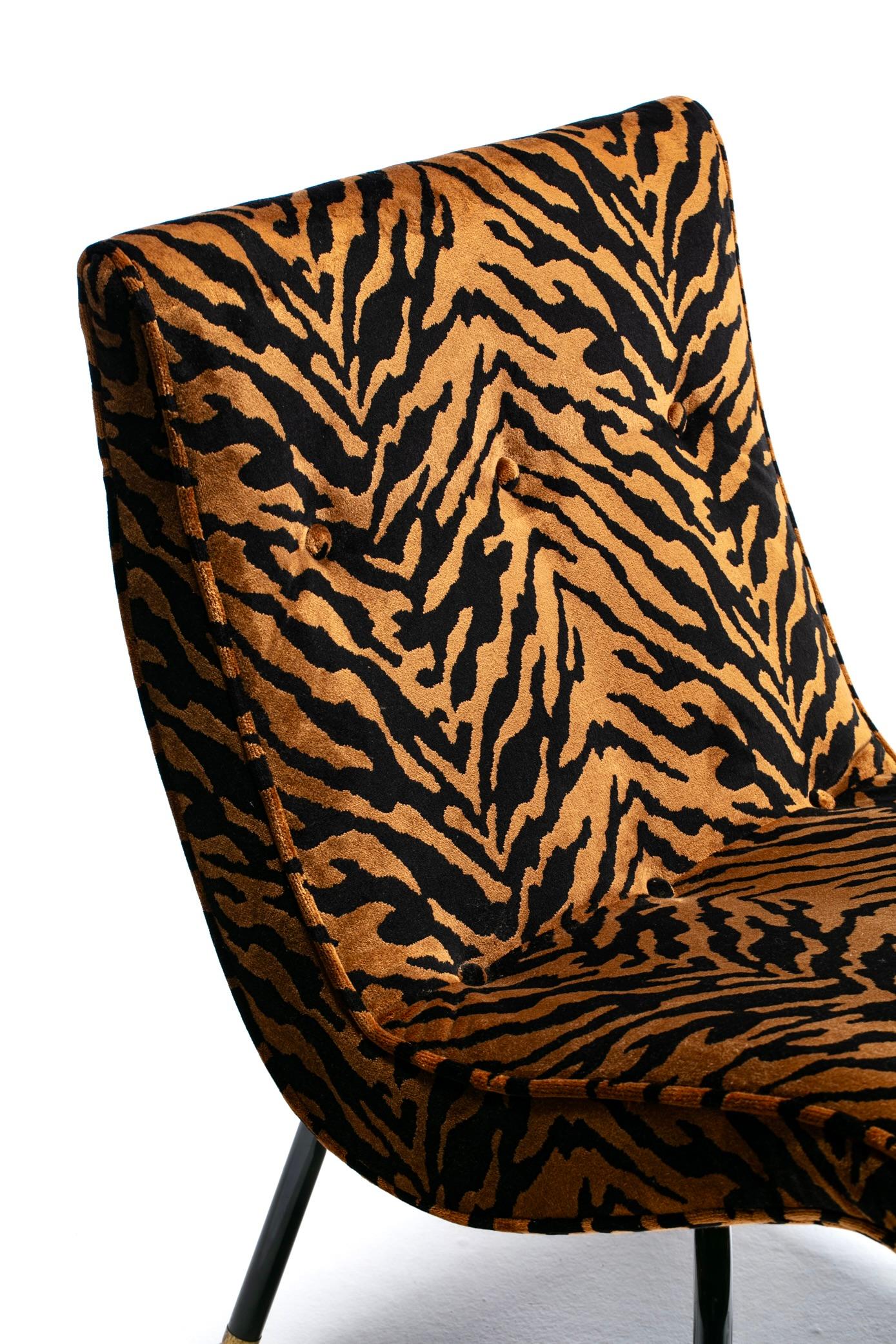 Swiveling Mid Century Modern Scoop Chairs Newly Upholstered in Tiger Velvet For Sale 9