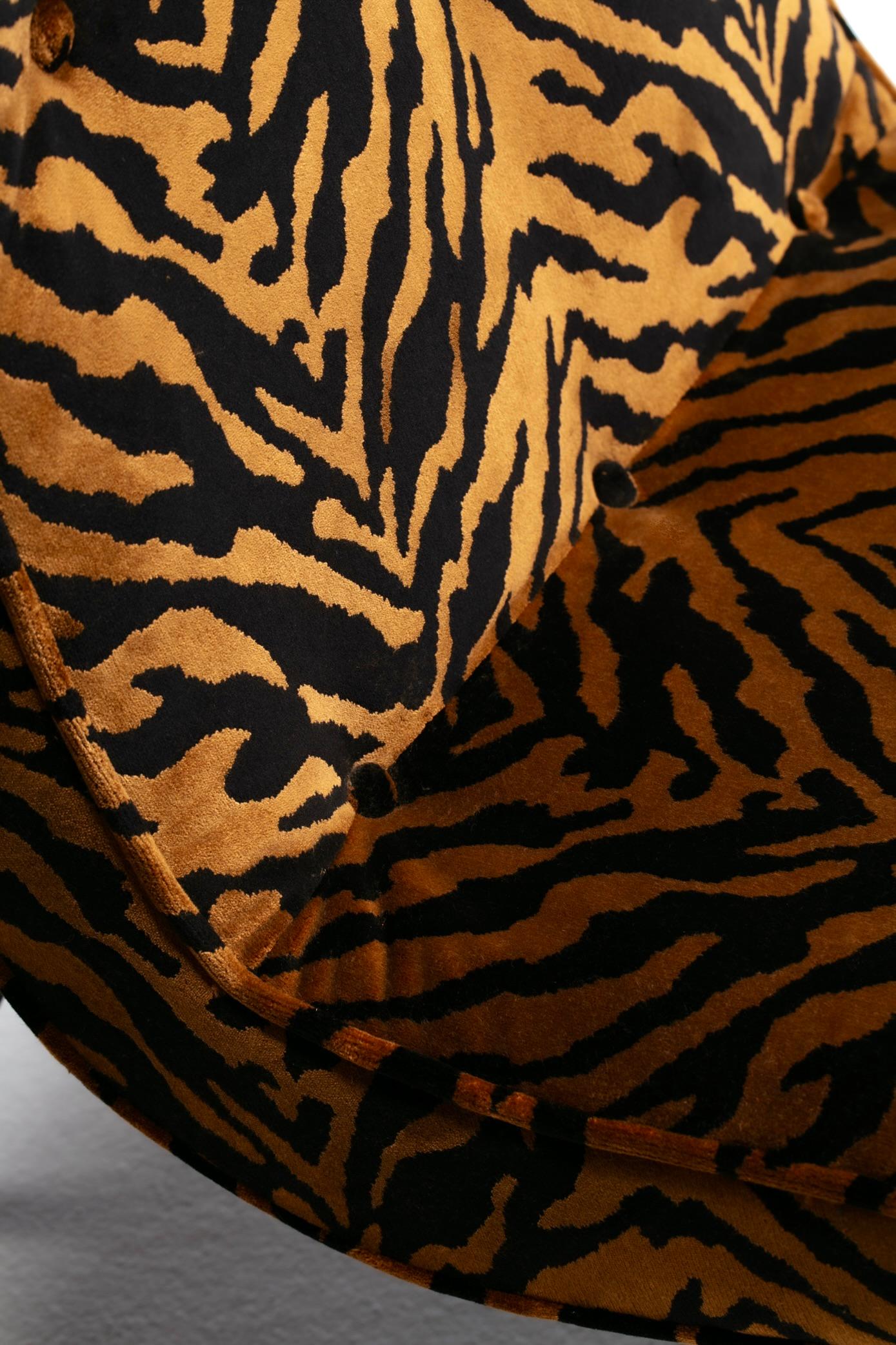 Swiveling Mid Century Modern Scoop Chairs Newly Upholstered in Tiger Velvet For Sale 10