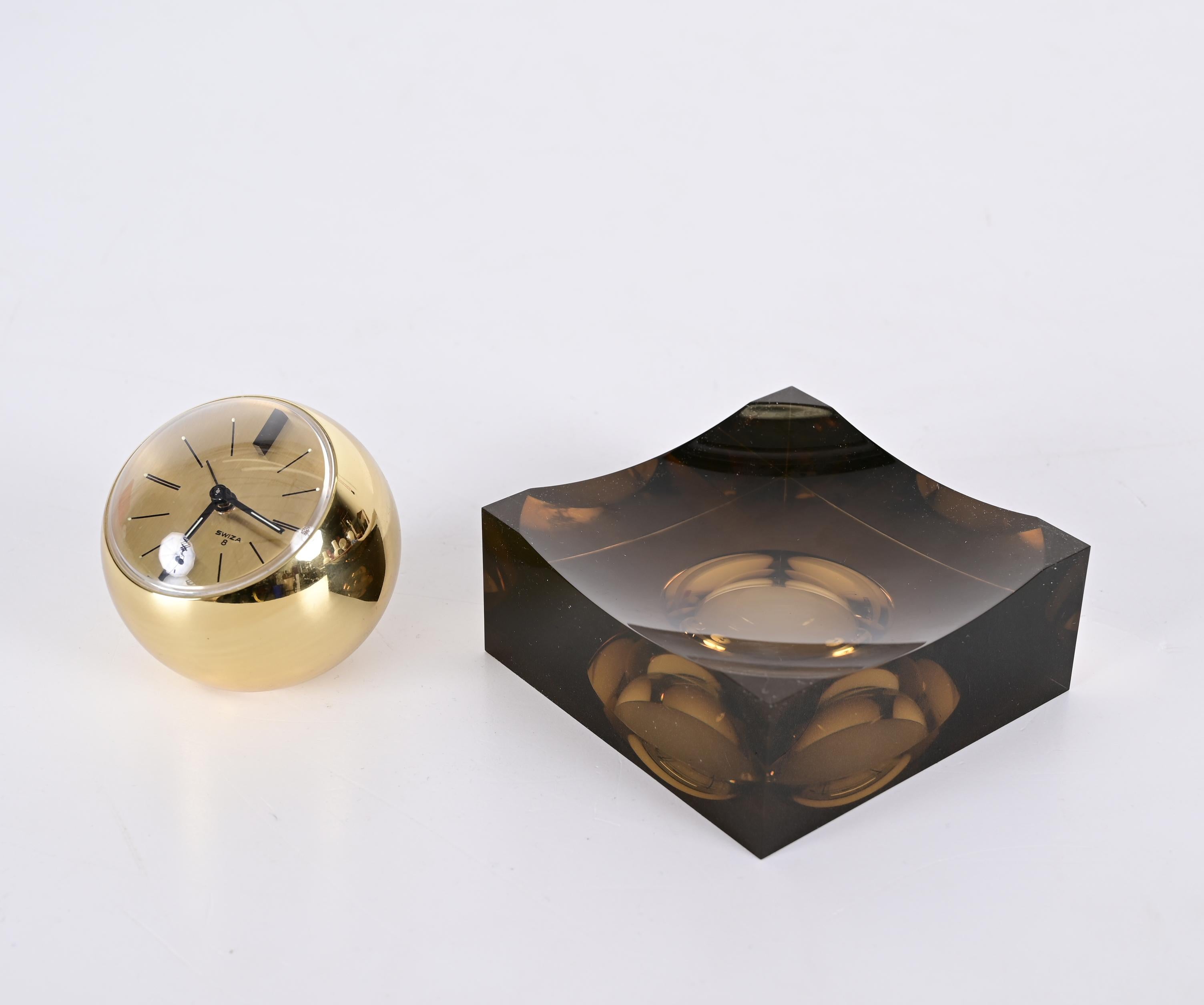 Horloge sphérique Swiza rare de 8 jours dorée avec base en lucite fumée, boîte et garantie en vente 11