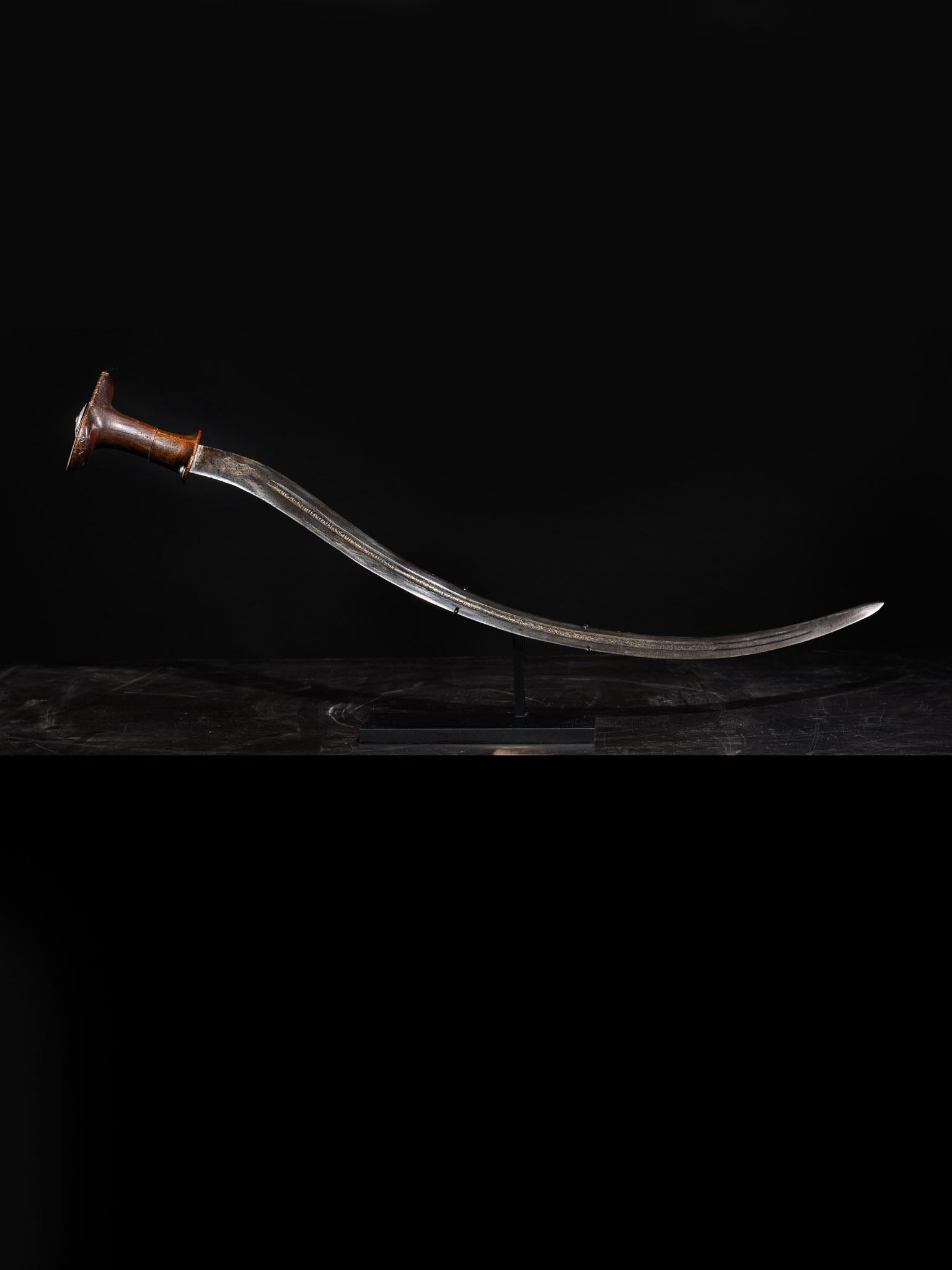 Cette arme de prestige a été commandée par l'empereur Ménélik II d'Éthiopie comme cadeau diplomatique pour le célèbre marchand franco-arménien et envoyé honoraire français Matig Kevorkoff, un important magnat du tabac établi en Éthiopie. Kevorkoff,