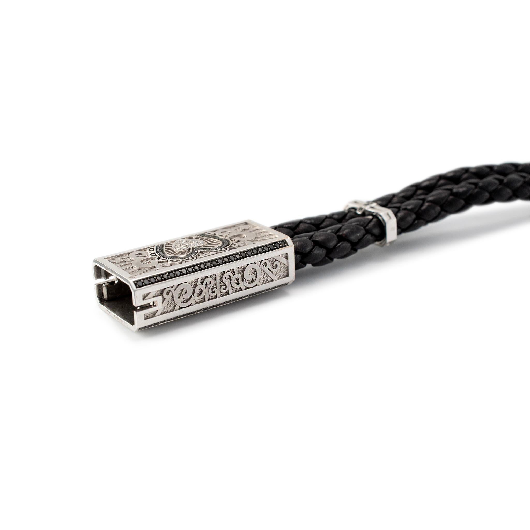 Sword Limited Carpe Diem in oro bianco 18 carati, bracciale con diamante e cuore in titanio in vendita 2