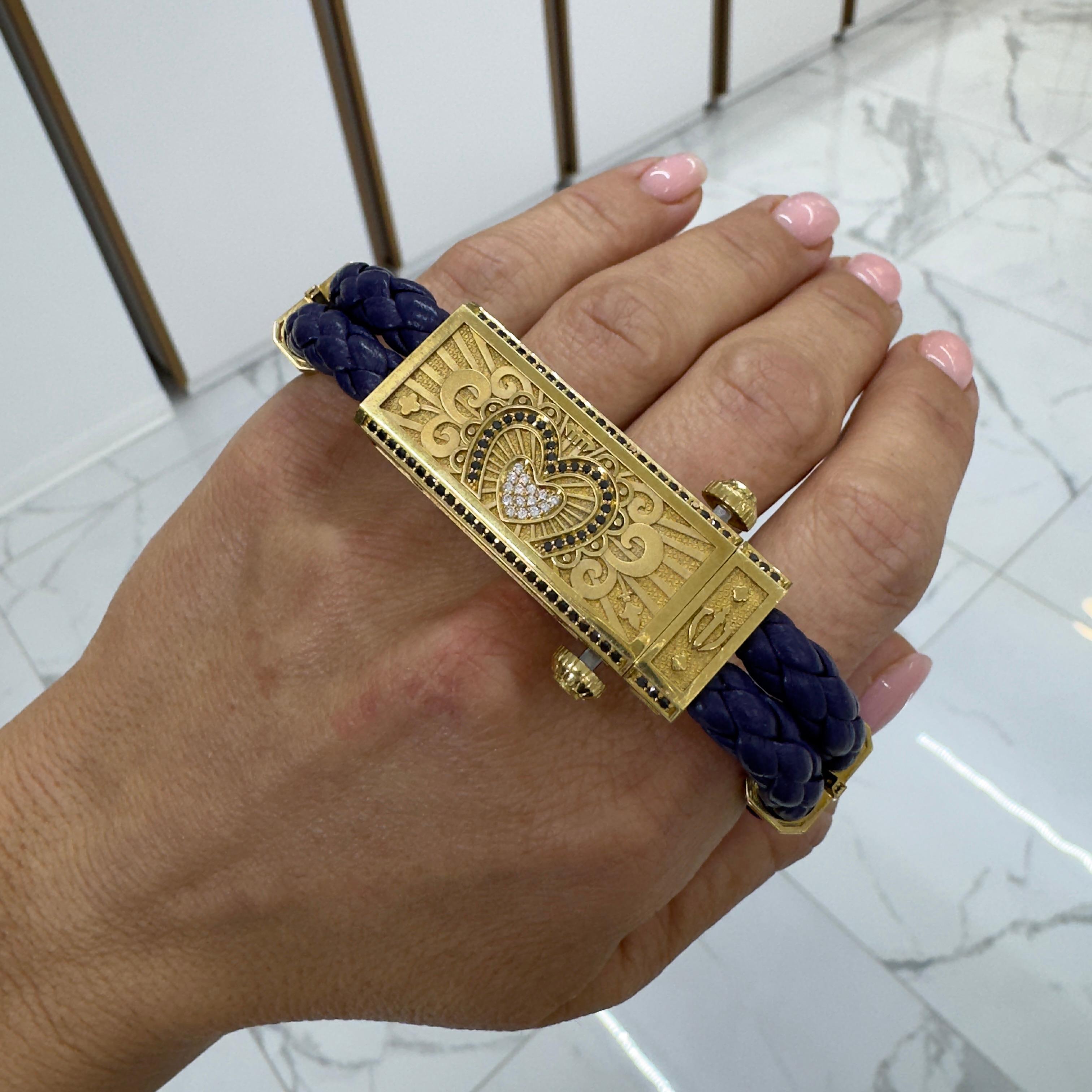 Espada Azul Limitada Carpe Diem 18K Oro Amarillo Titanio Pulsera Corazón Diamante en venta 4