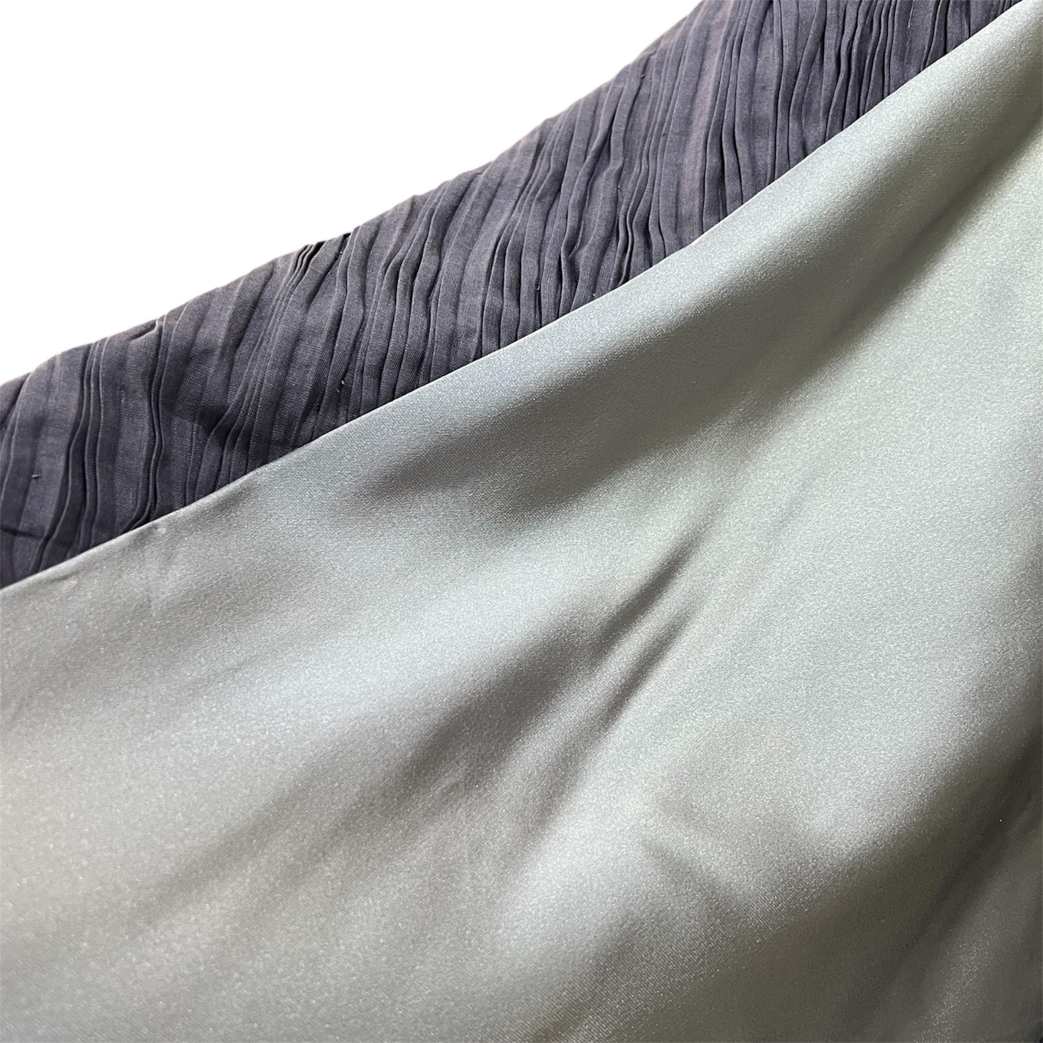 Abito e stola in lino a pieghe color pervinca di Sybil Connelly, anni '50 in vendita 2