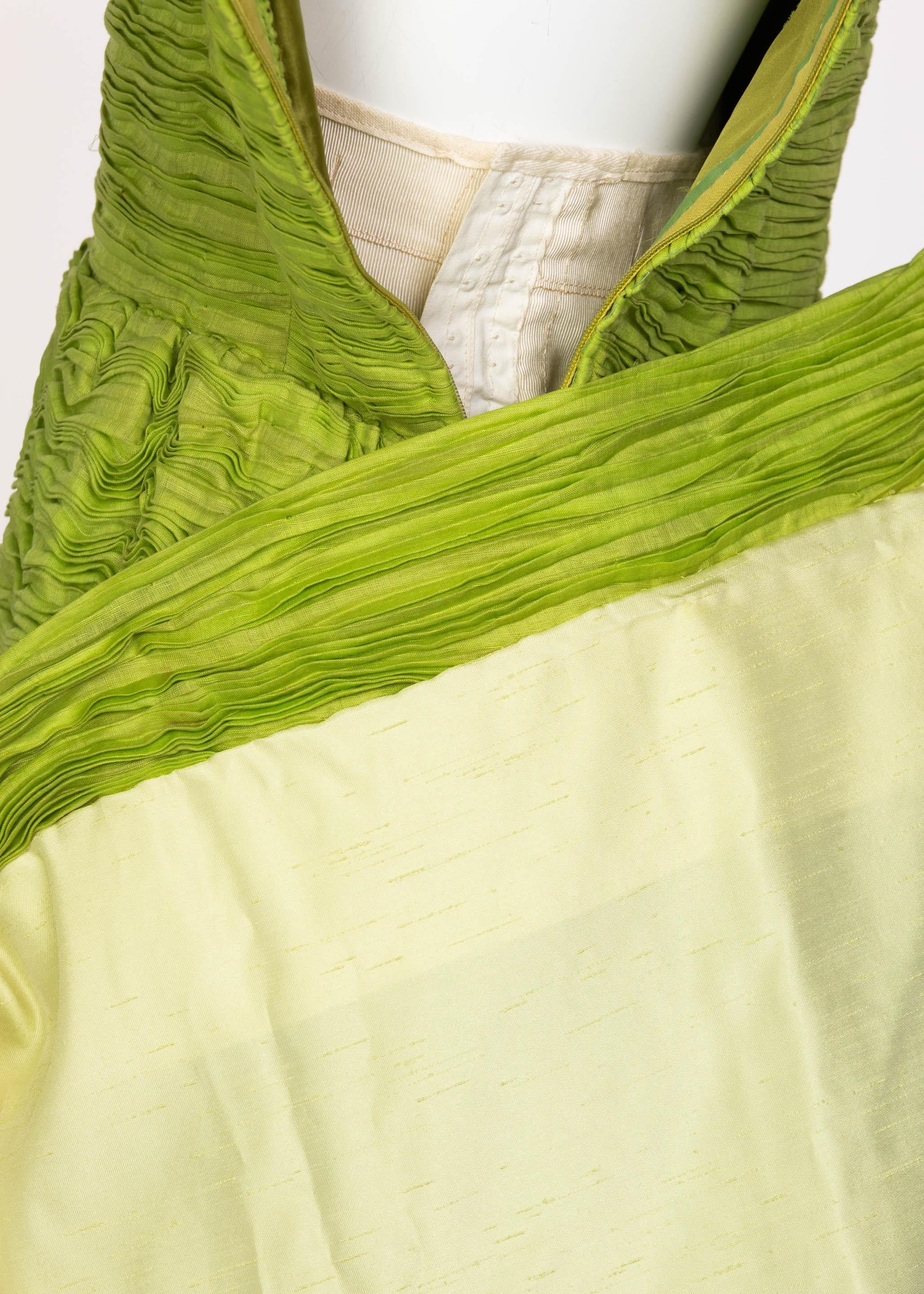 Sybil Connolly Couture Green Pleated Linen Dress, 1960s For Sale 4