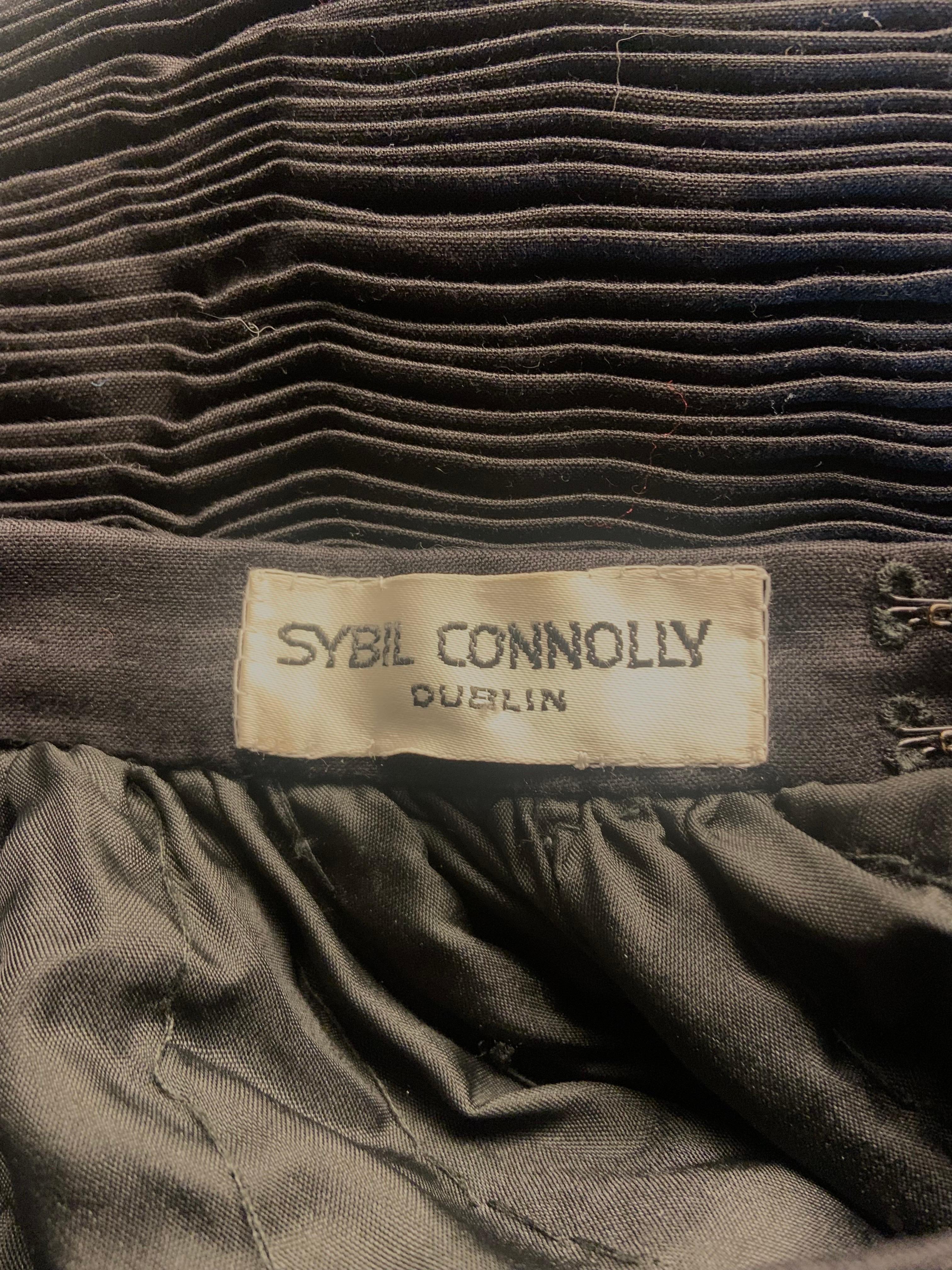 Sybil Connolly - Jupe de soirée plissée en lin noir en vente 8