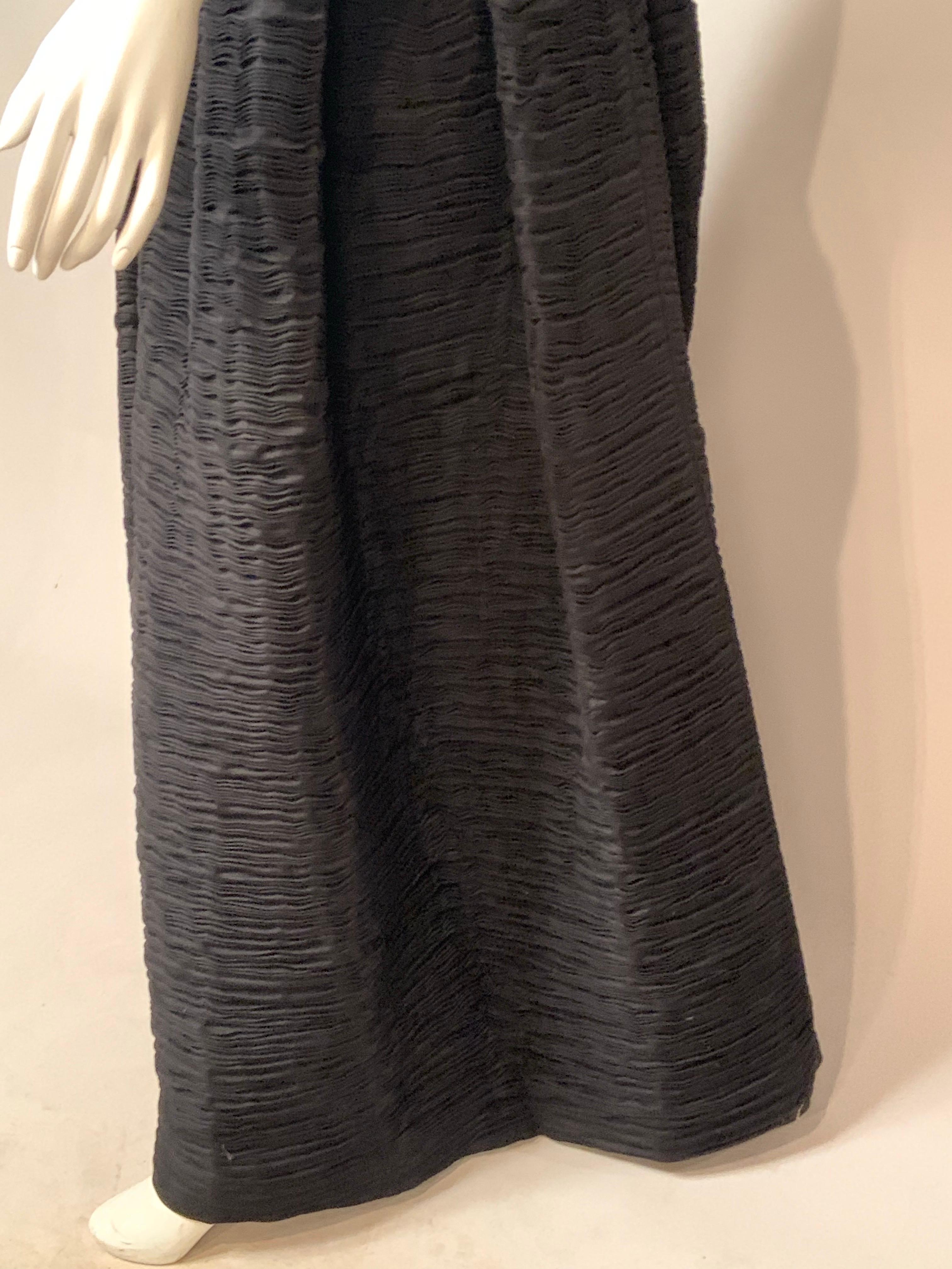 Sybil Connolly - Jupe de soirée plissée en lin noir en vente 3