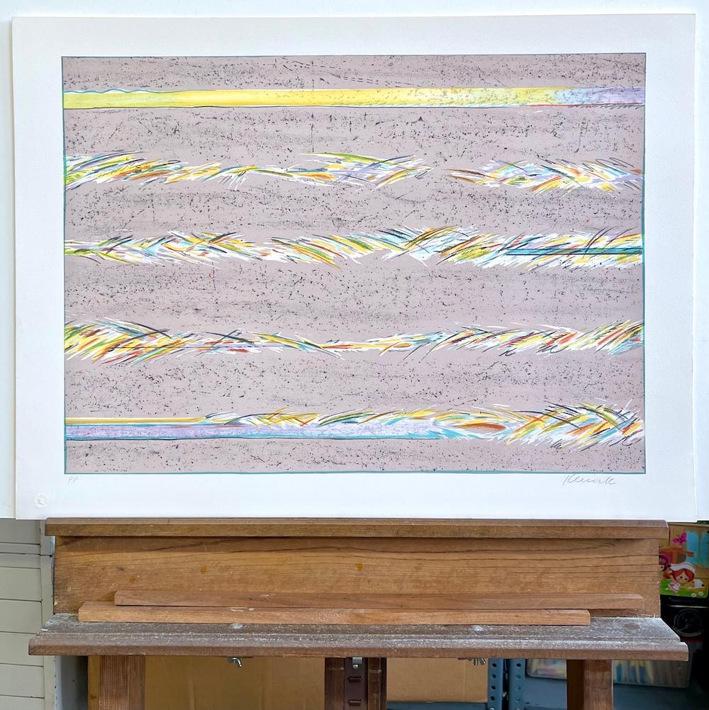 Lithographie signée DREAMFIELDS III : TAUPE, abstrait pastel multicolore en vente 4