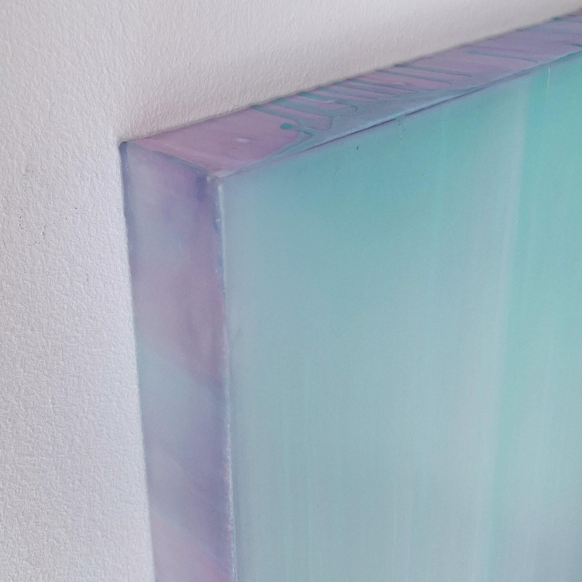 Farblichtung grün violett is a unique one-of-a-kind contemporary modern sculptural painting by German artist Sybille Pattscheck. Her sculptural paintings are made by applying numerous layers of pigment coloured hot wax in very thin layers onto a