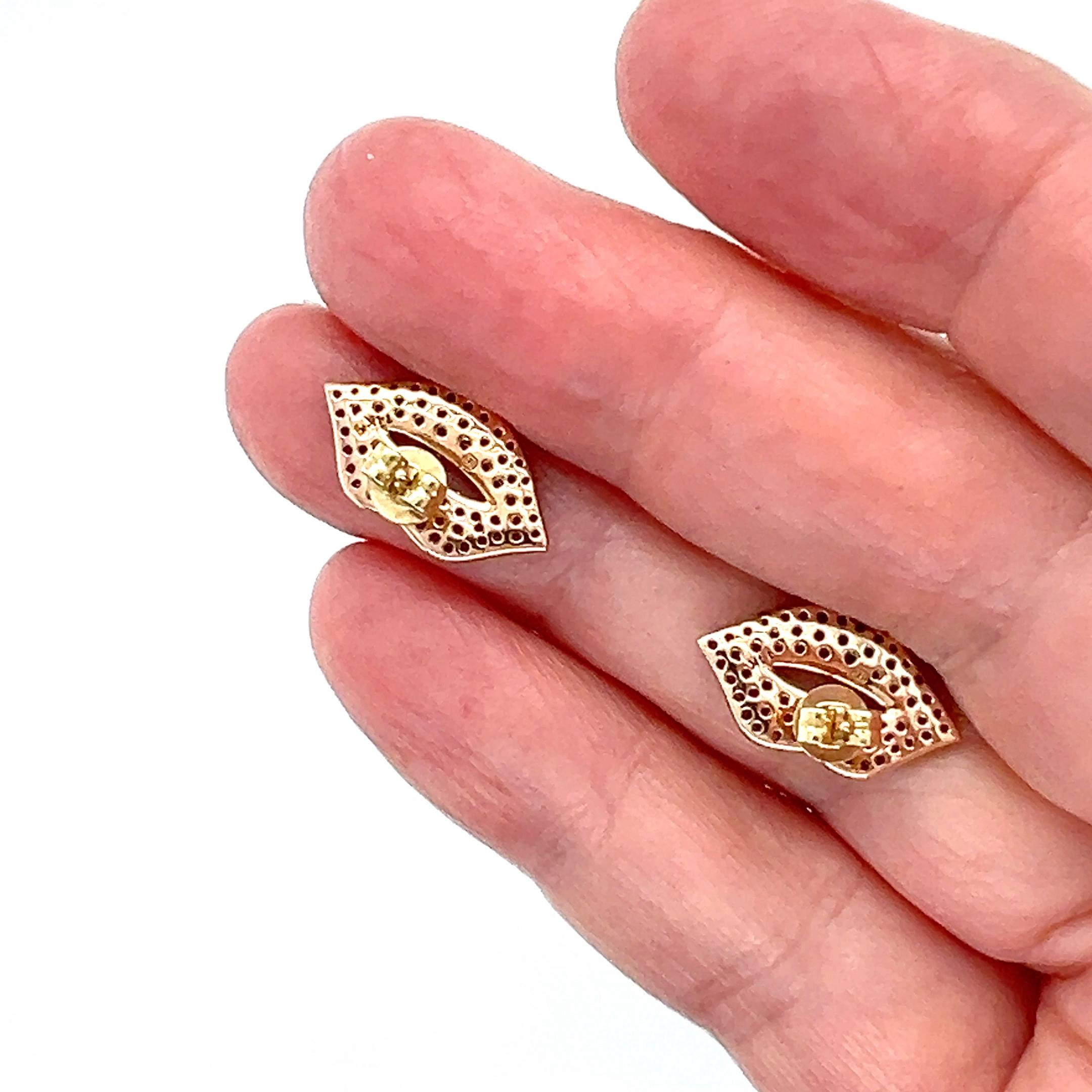 Pendientes Labios Sydney Evan de oro rosa de 14k con rubíes Moderno en venta