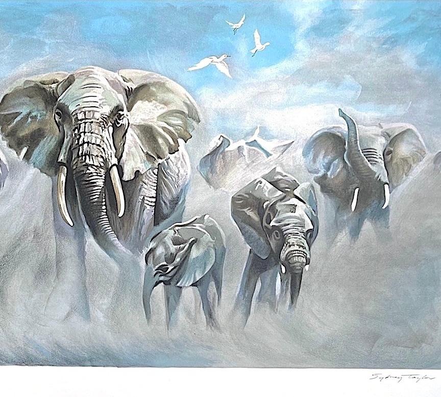 ELEFANTES EN POLVO Litografía firmada, Paisaje salvaje africano, Cielo azul, Pájaros - Print Contemporáneo de Sydney Taylor