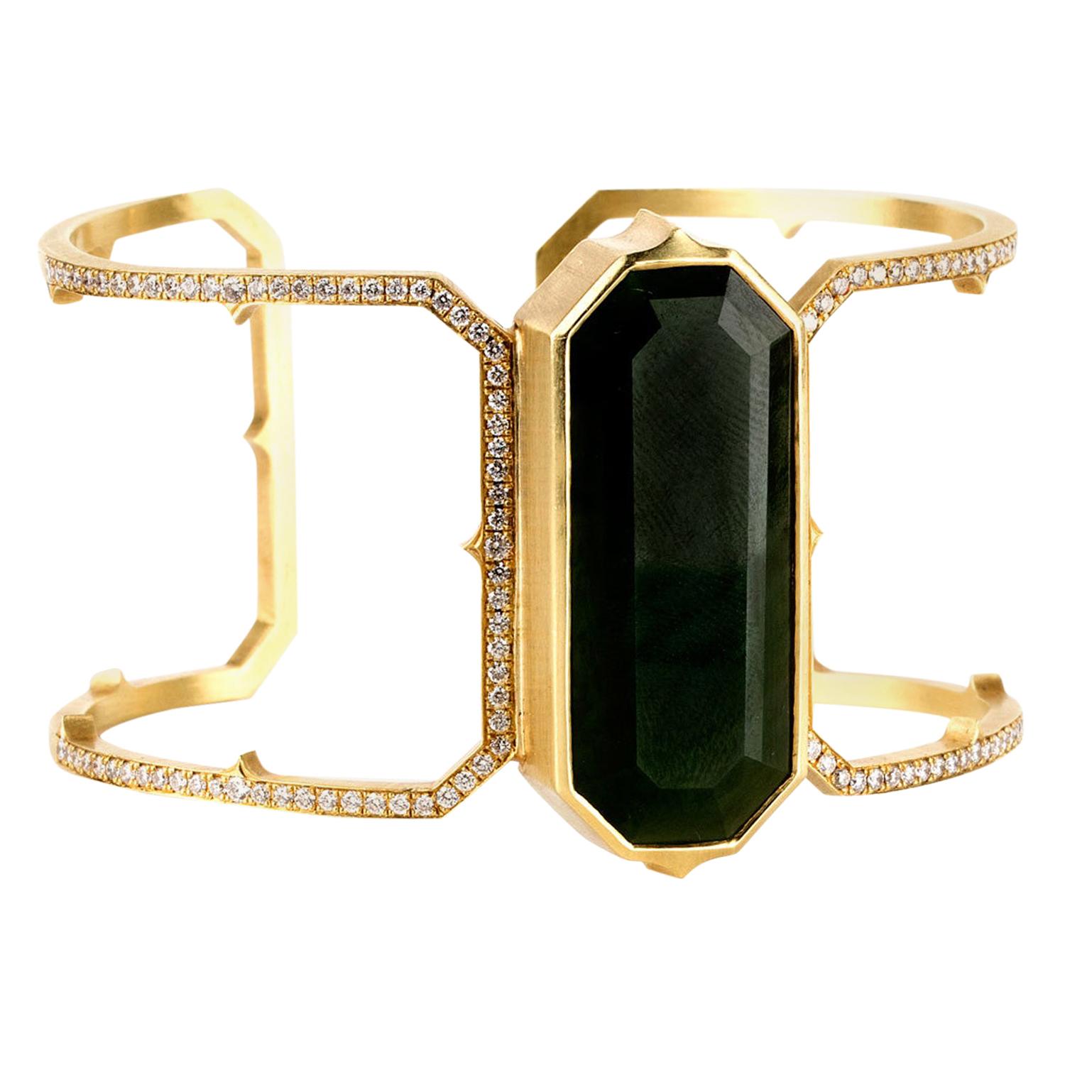 Sylva & Cie 18 Karat Gold Nephrite Jade Bangle Cuff Bracelet with Diamonds For Sale
