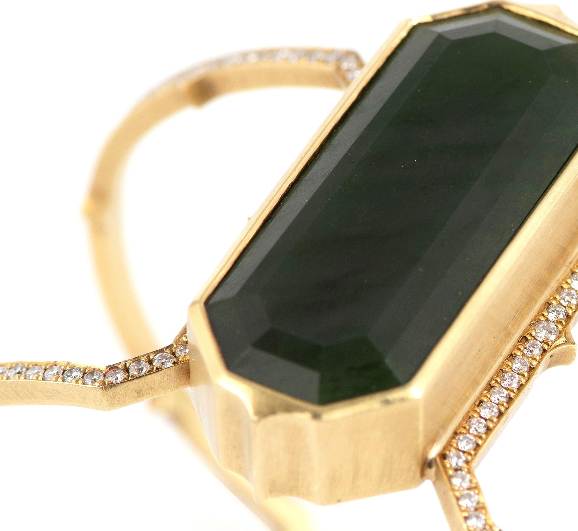 Artist Sylva & Cie 18 Karat Gold Nephrite Jade Bangle Cuff Bracelet with Diamonds For Sale