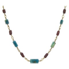 Sylva & Cie ha realizzato a mano una collana con acquamarina e rubino