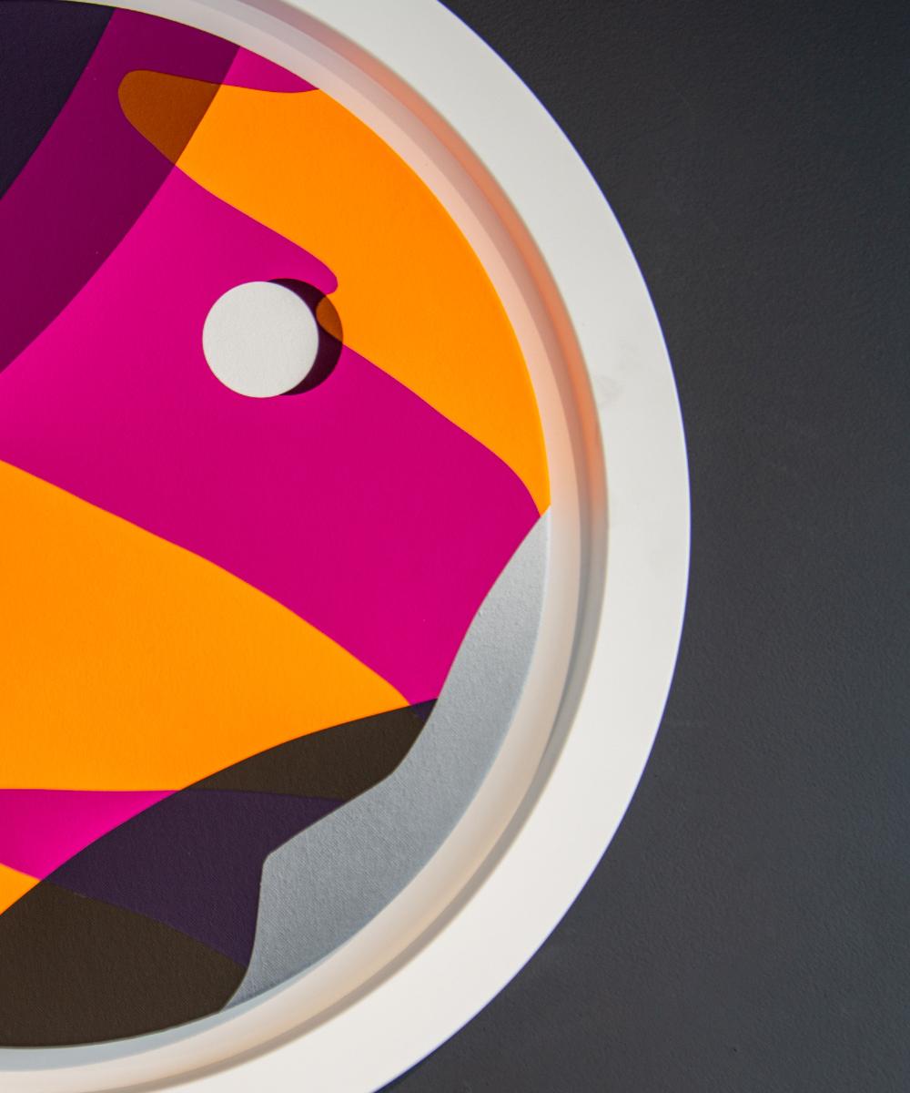 Schildpatt - grafisch, orange, rosa, schwarz, geometrisch, Tondo, Acryl auf Tafel (Abstrakt), Painting, von Sylvain Louis-Seize