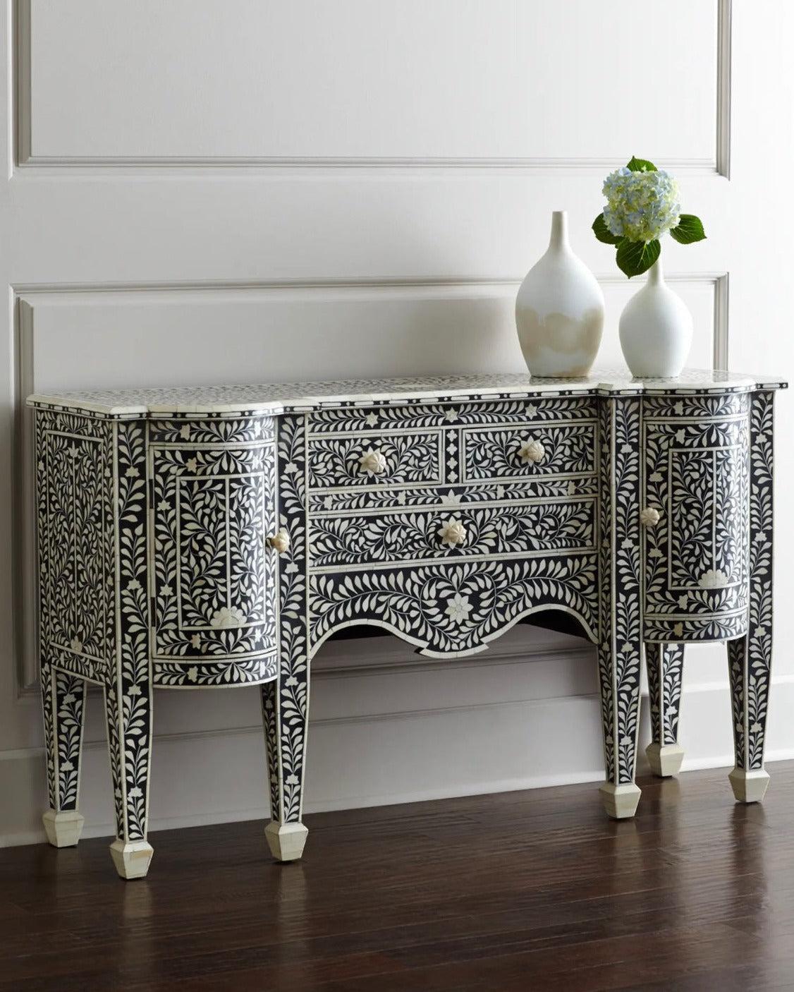 Sylvan Barock-Konsole mit Intarsien in schwarzer Farbe (Art déco) im Angebot