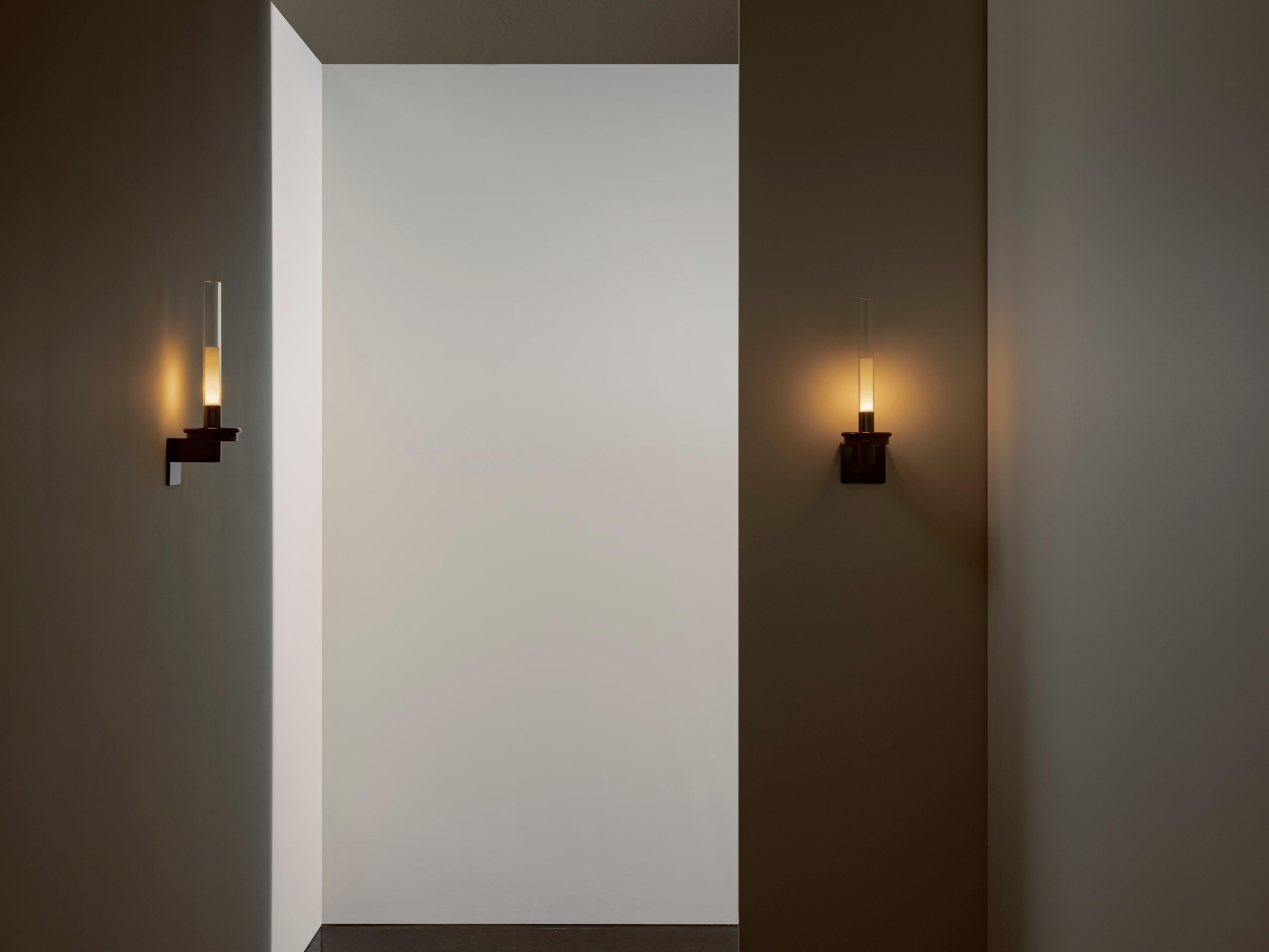 Métal Lampe murale Sylvestrina à abat-jour cylindrique en verre Enric Sòria, Jordi Garcés en vente