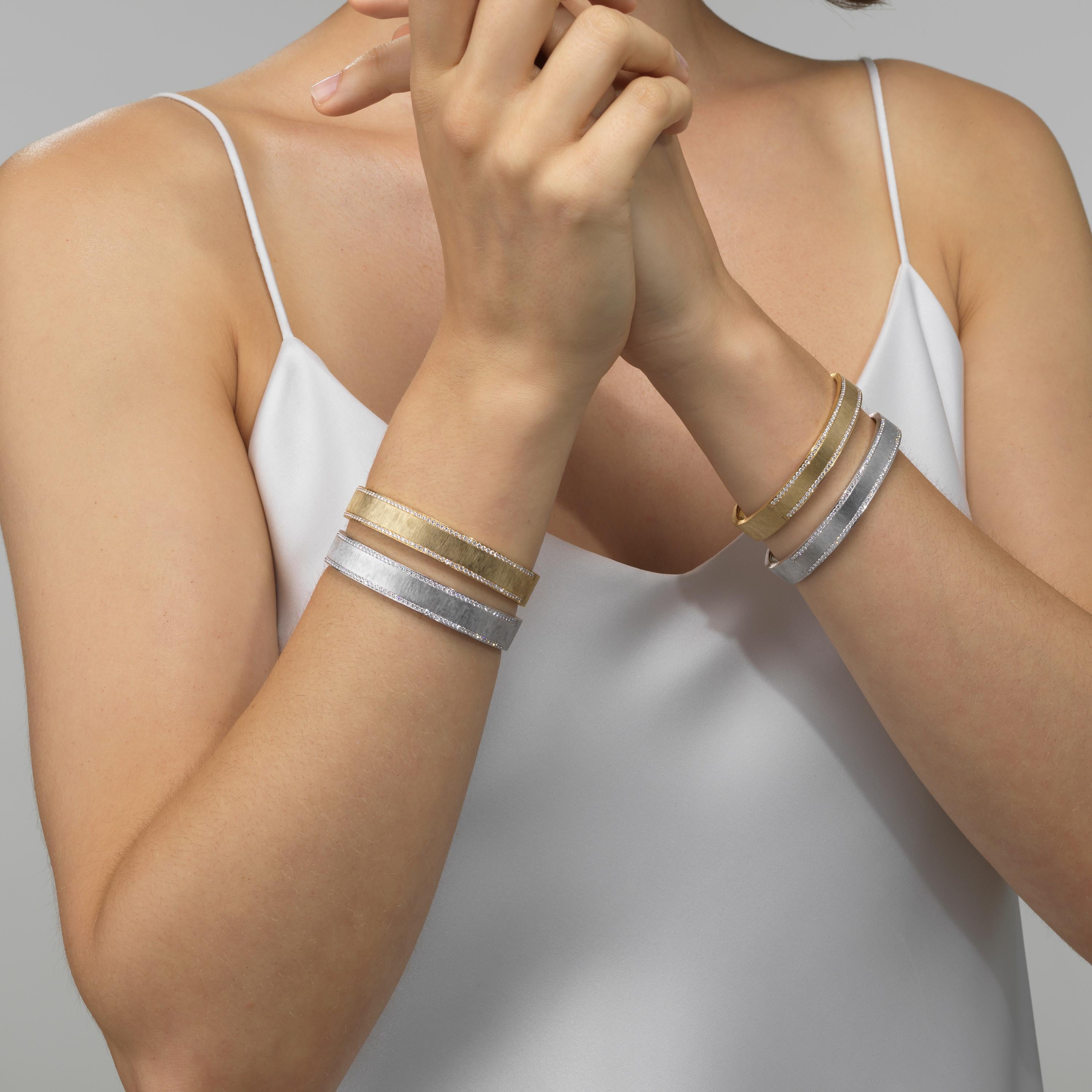 18K White Gold Diamond Bracelet For Sale 1