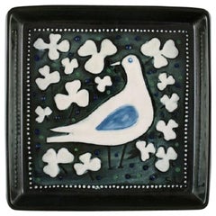Sylvia Leuchovius for Rörstrand, Square Dish in Glazed Ceramics, 1960s-1970s Sylvia Leuchovius for Rörstrand, Square Dish in Glazed Ceramics, 1960s-1970s