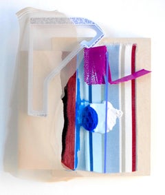 Sylvia Schwartz 7, 2018, bois, tissu, plastique, peinture, 9"" x 7,5"" x 2""