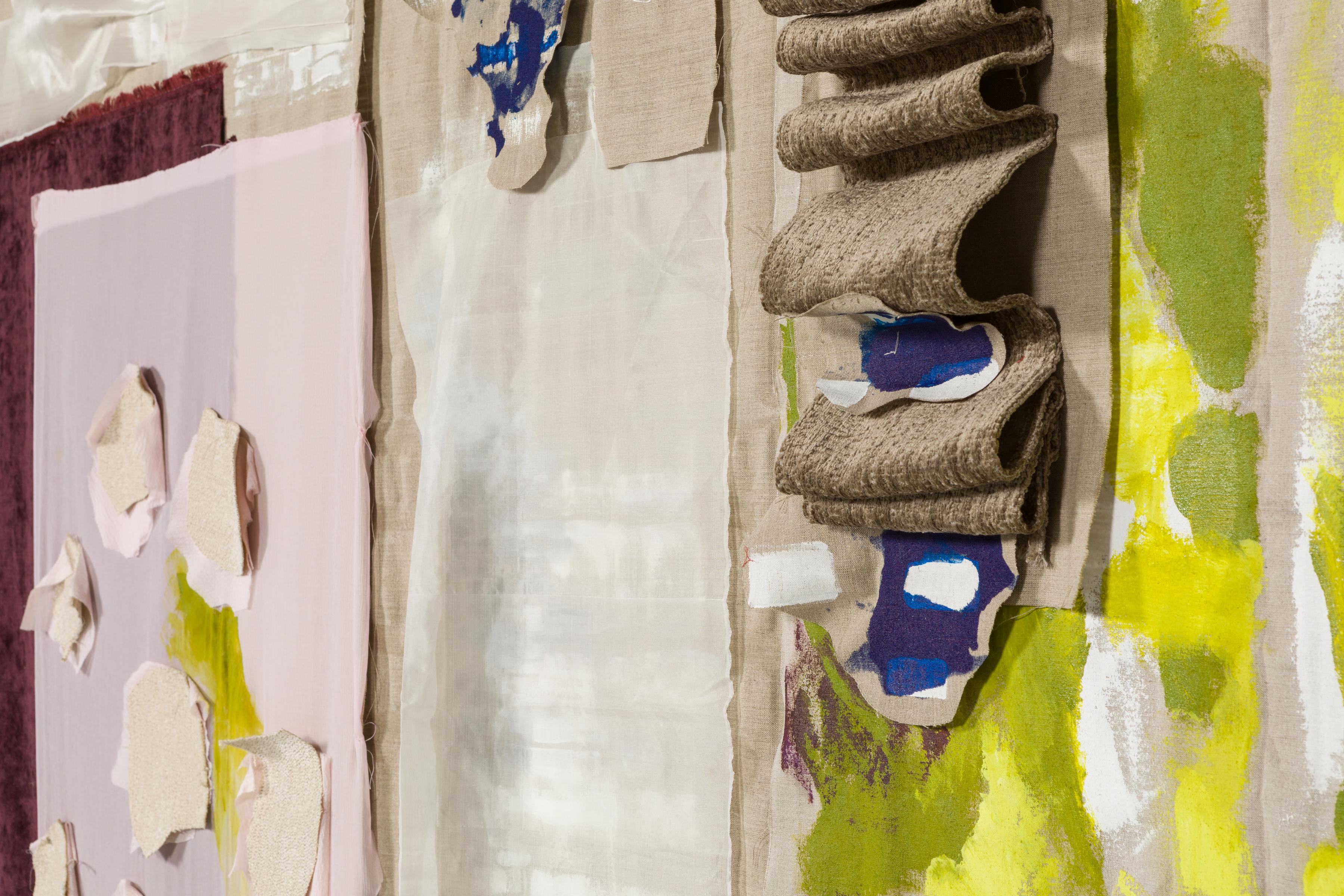 Sylvia Schwartz, Queen, 2018, Leinwand, Stoff, Farbe, Kunststoff im Angebot 2