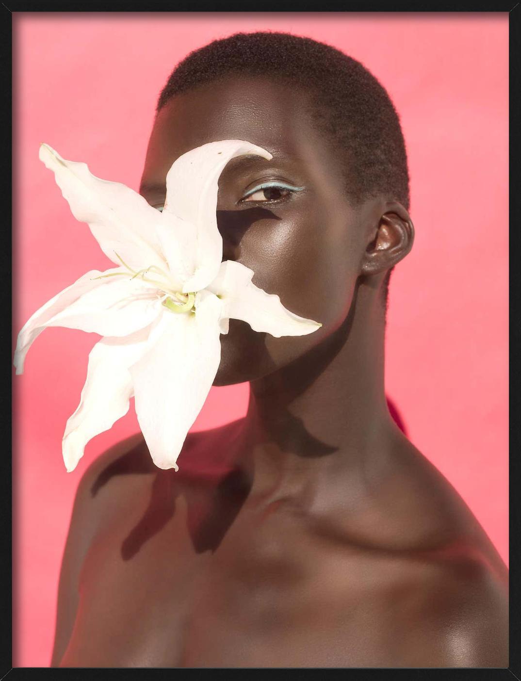 Blumenblume II, Rosafarbenes Porträt mit Lilie, Kunstfotografie, 2014 im Angebot 2