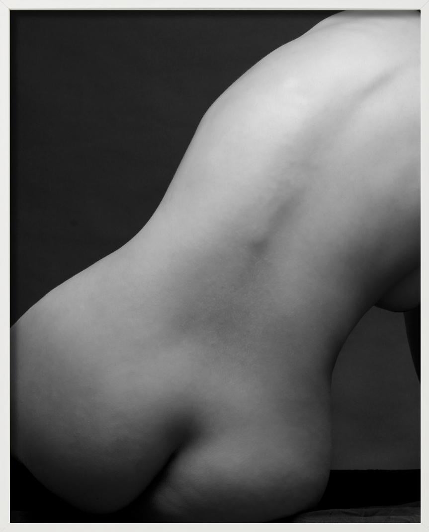 Well Formed - Abstract B&W Nude, Fine Art Photography, 2009 - Black Nude Photograph by Sylvie Blum
